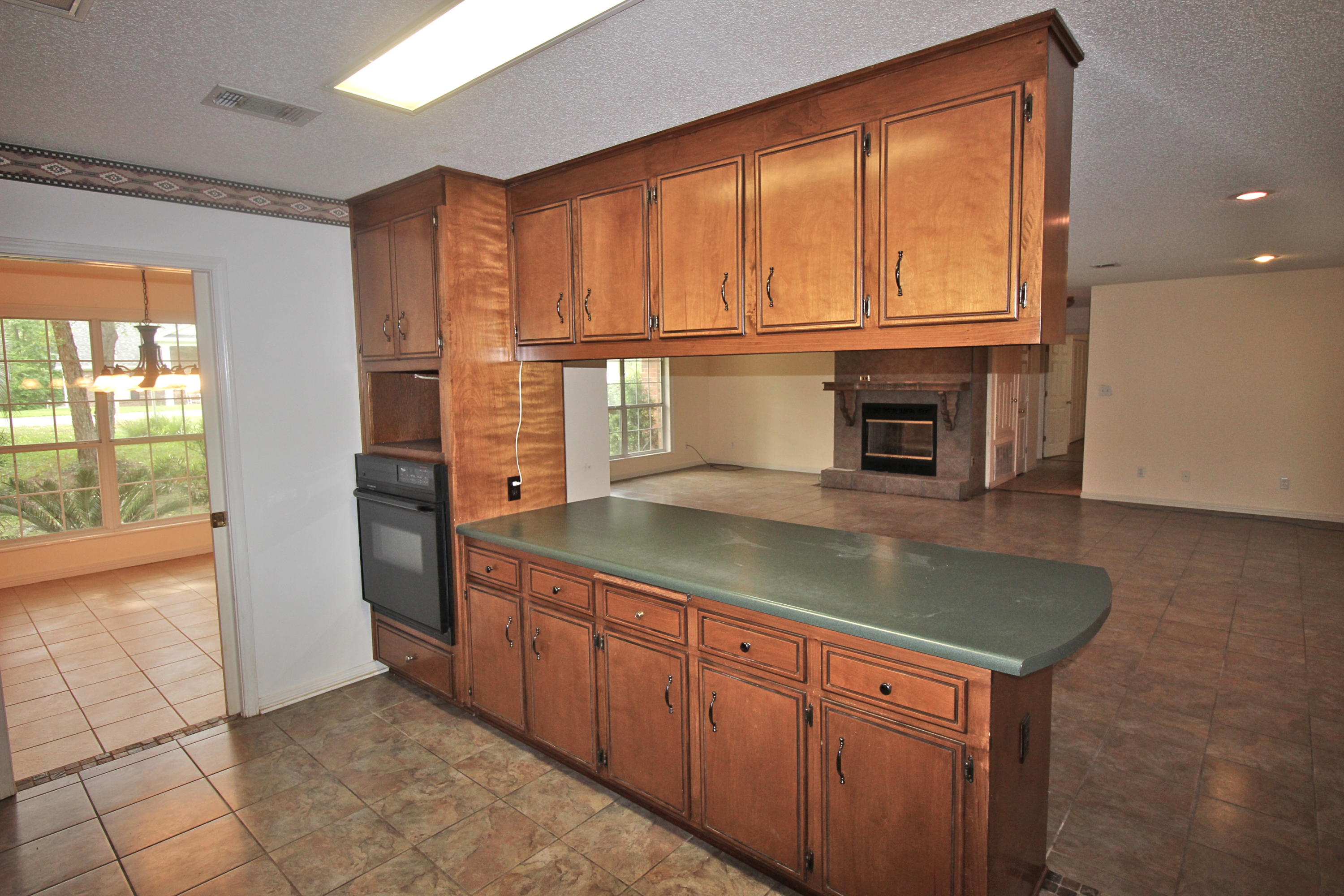 PINE SHORES - Residential