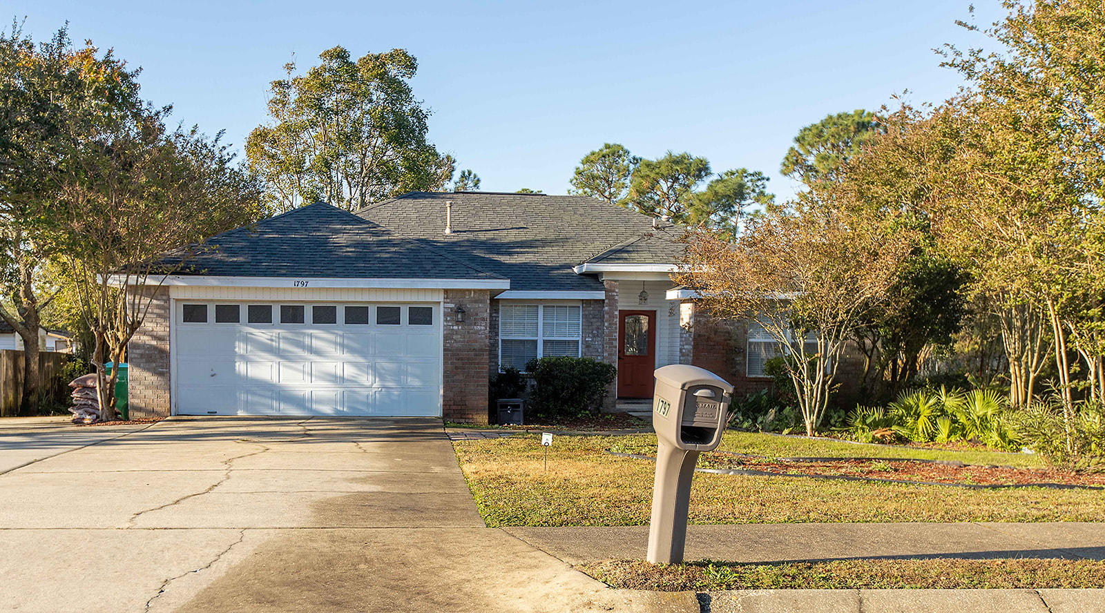 LIGHTHOUSE POINTE UNIT 1 & 2 - Residential