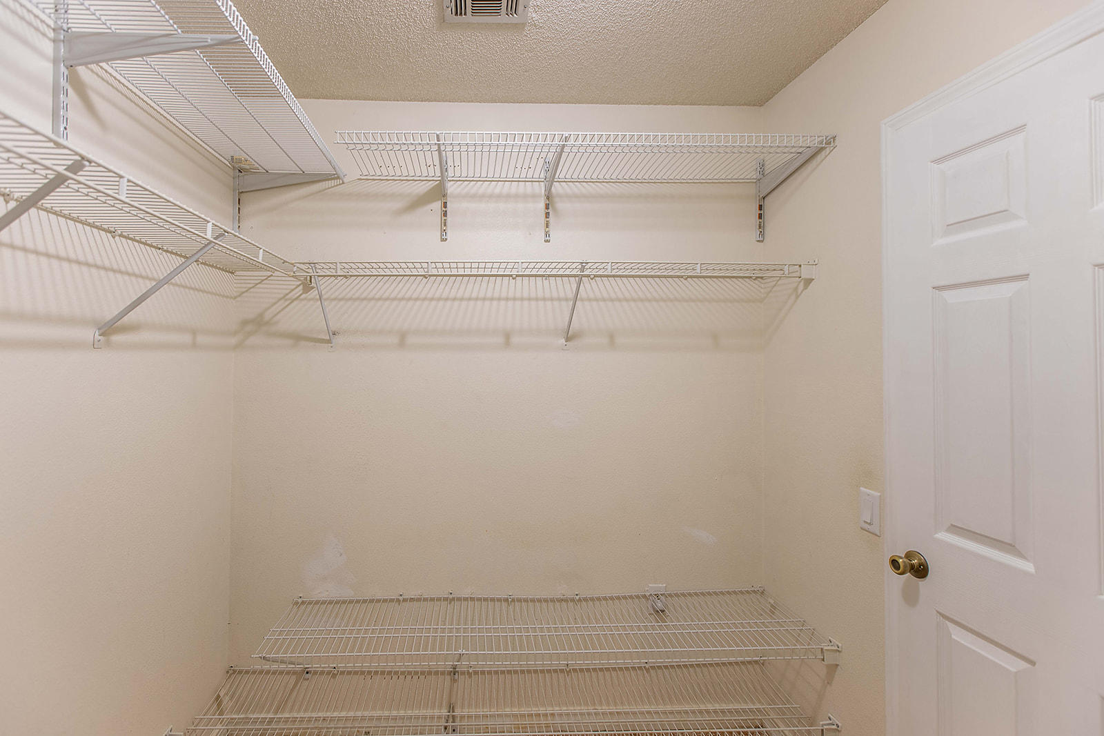 LIGHTHOUSE POINTE UNIT 1 & 2 - Residential