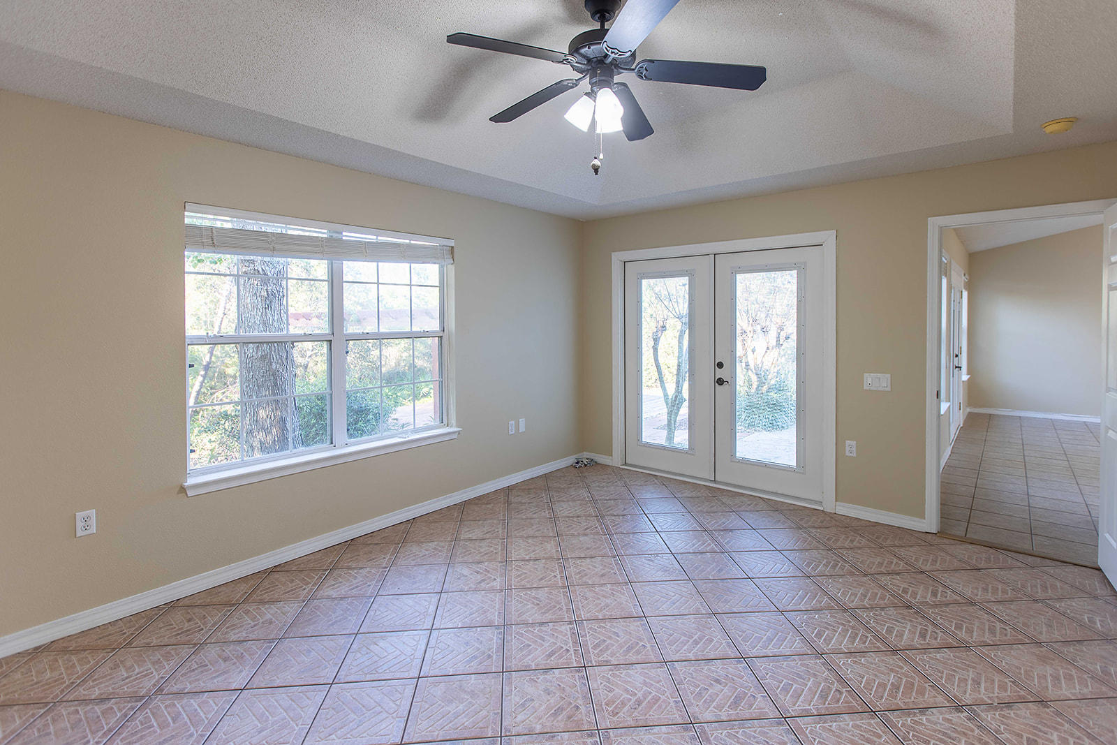 LIGHTHOUSE POINTE UNIT 1 & 2 - Residential