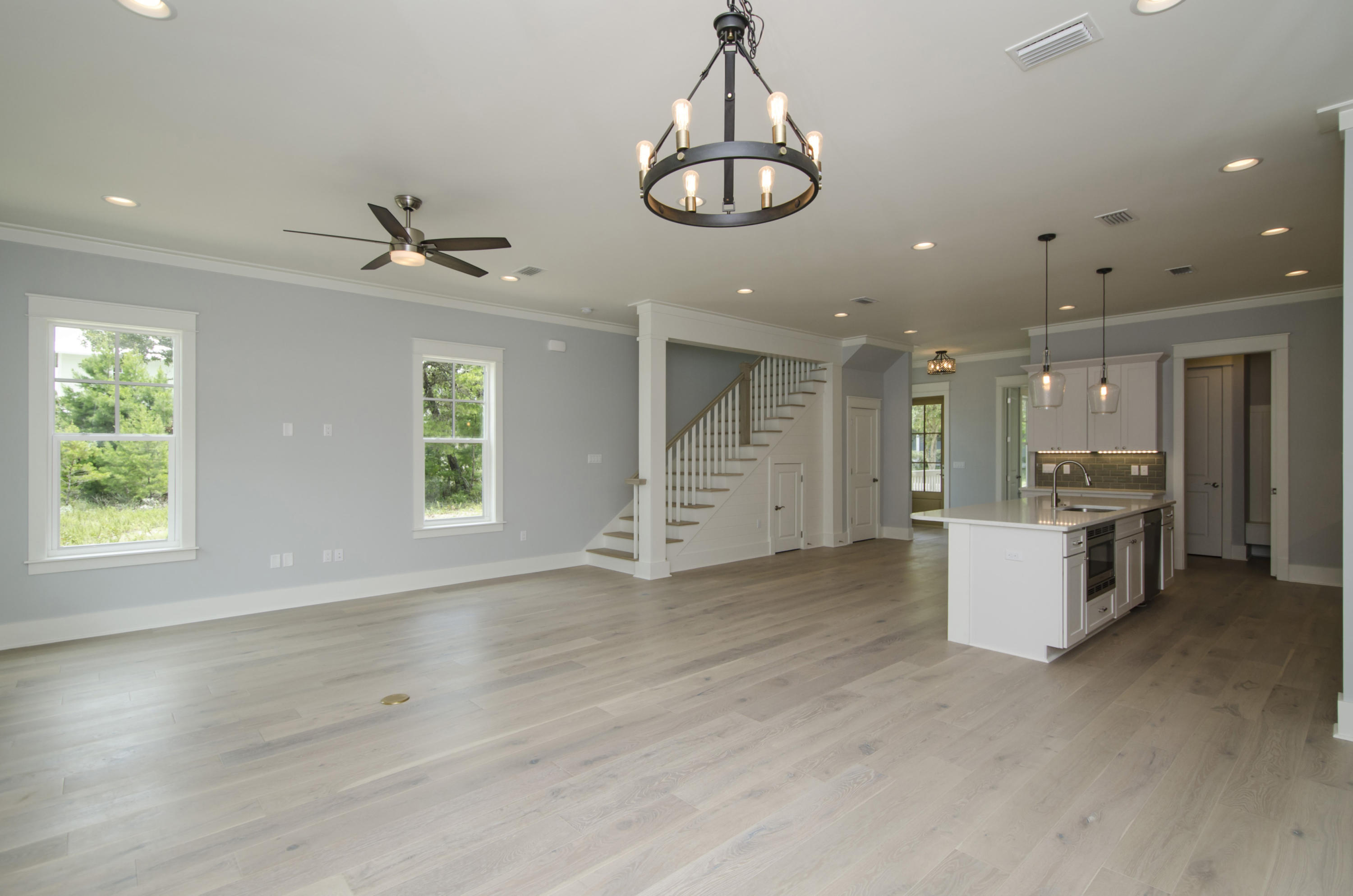 FOREST LAKES - Residential