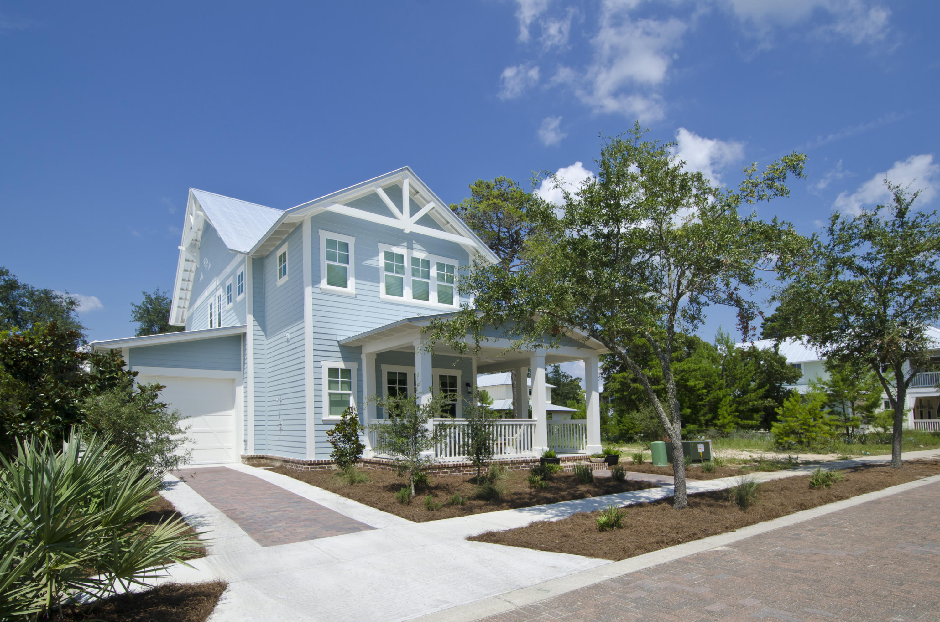 FOREST LAKES - Residential