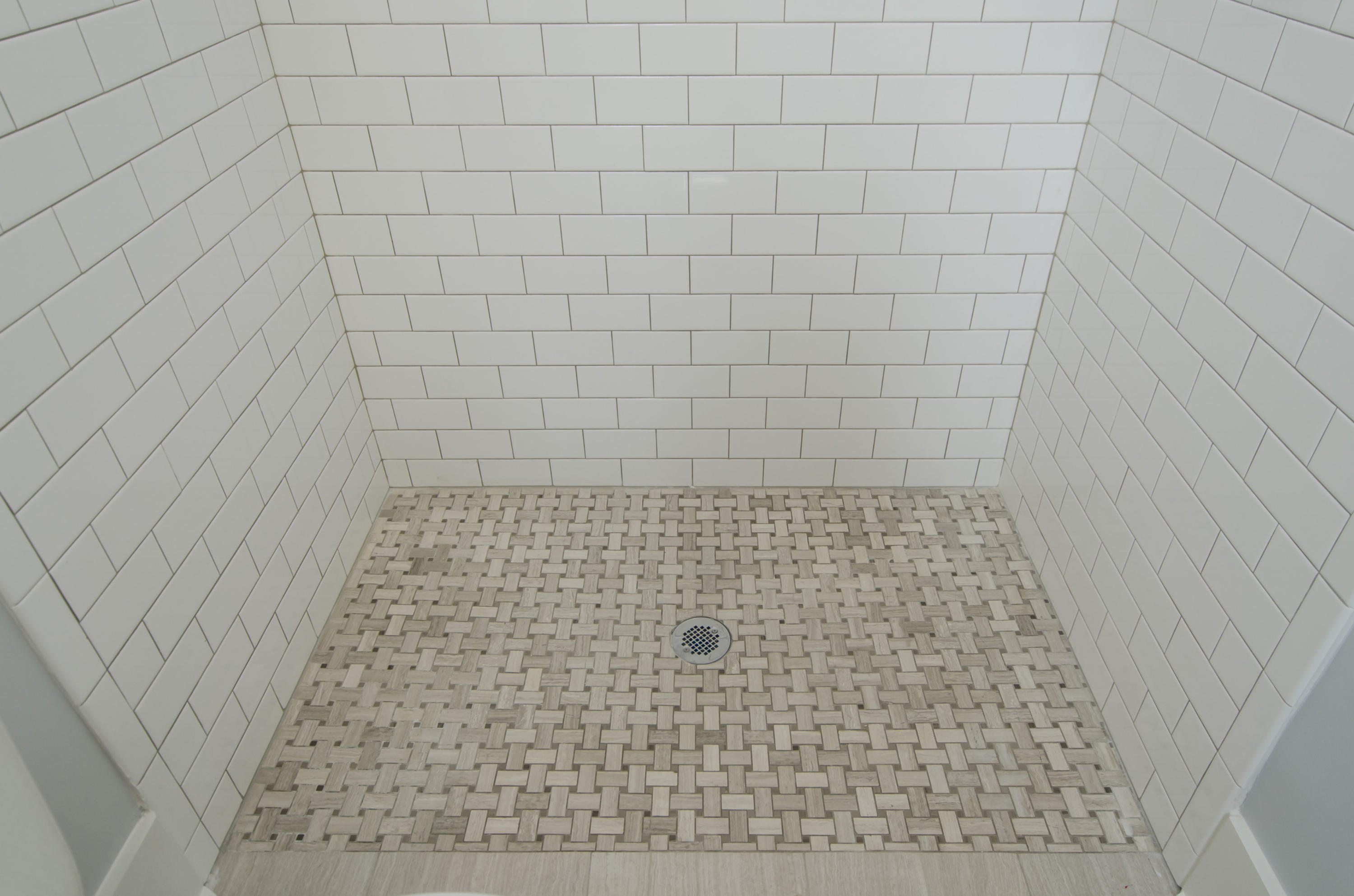 FOREST LAKES - Residential