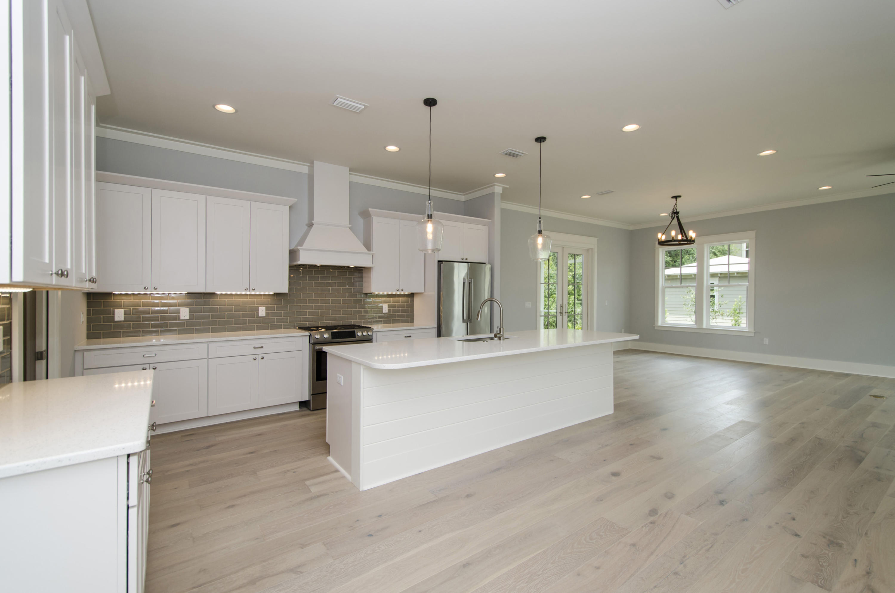 FOREST LAKES - Residential