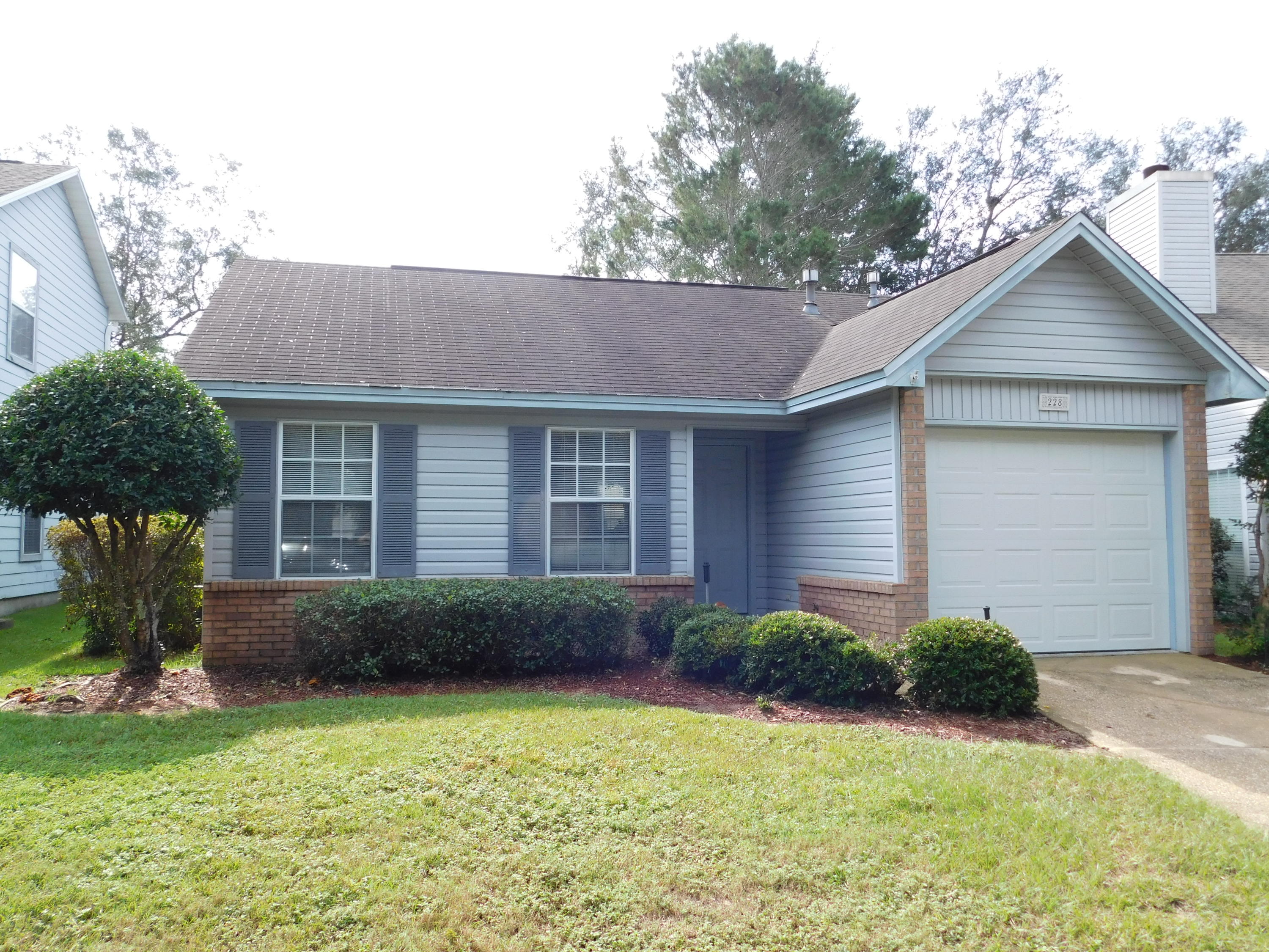 PARKWOOD AT BLUEWATER BAY - Residential