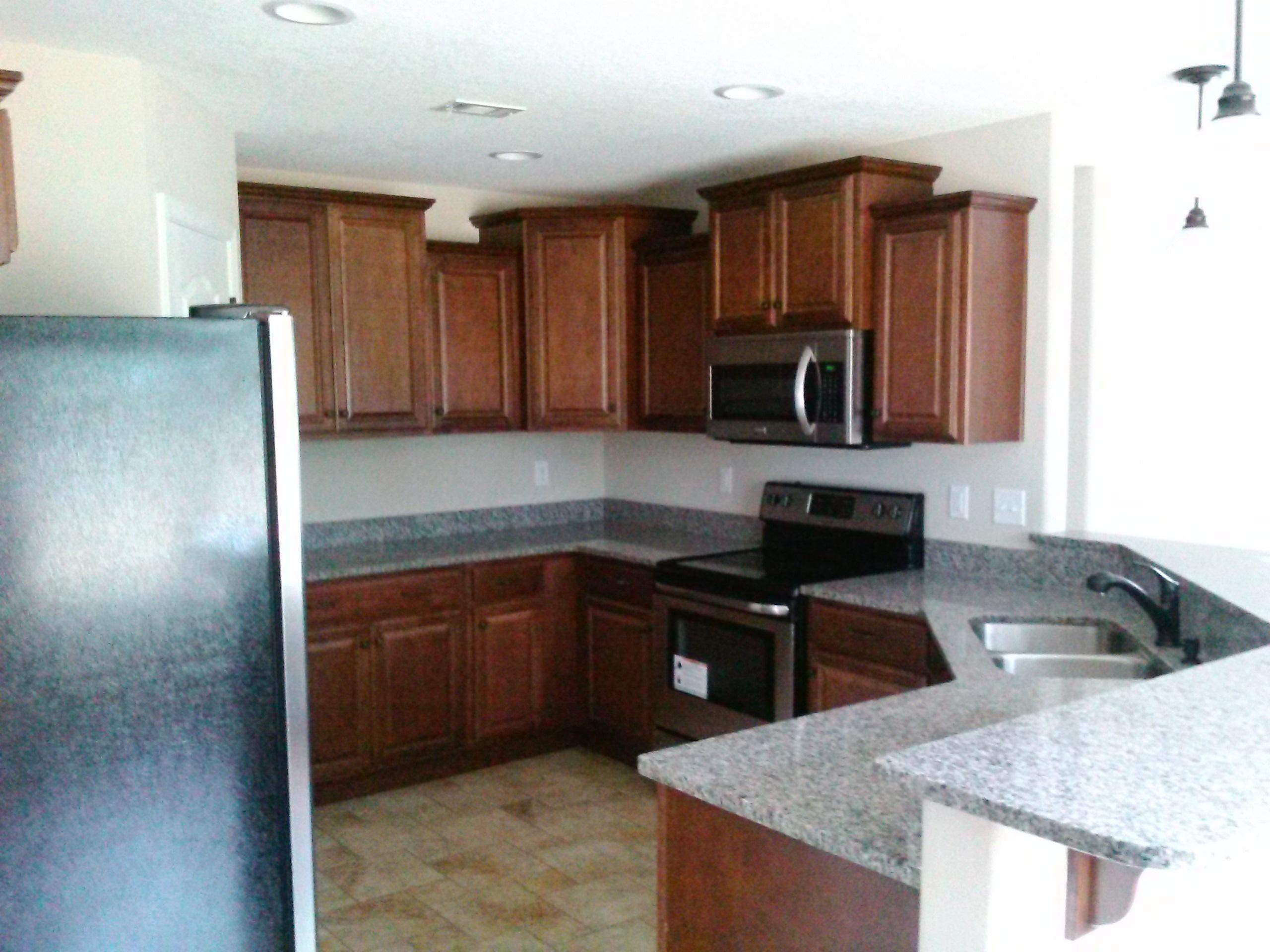 OAKWOOD LAKES ESTATES - Residential