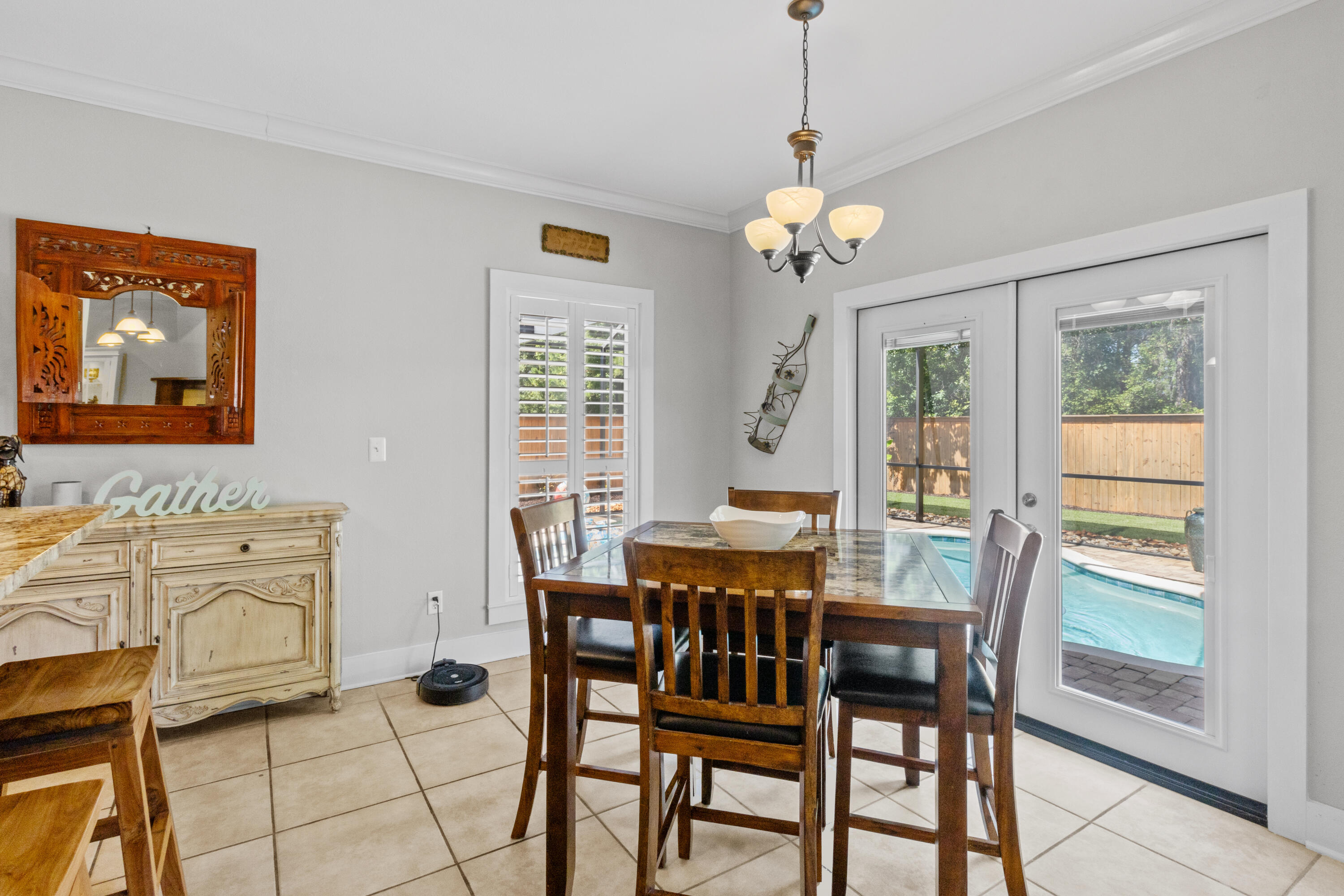 HOLIDAY SHORES ESTATES - Residential