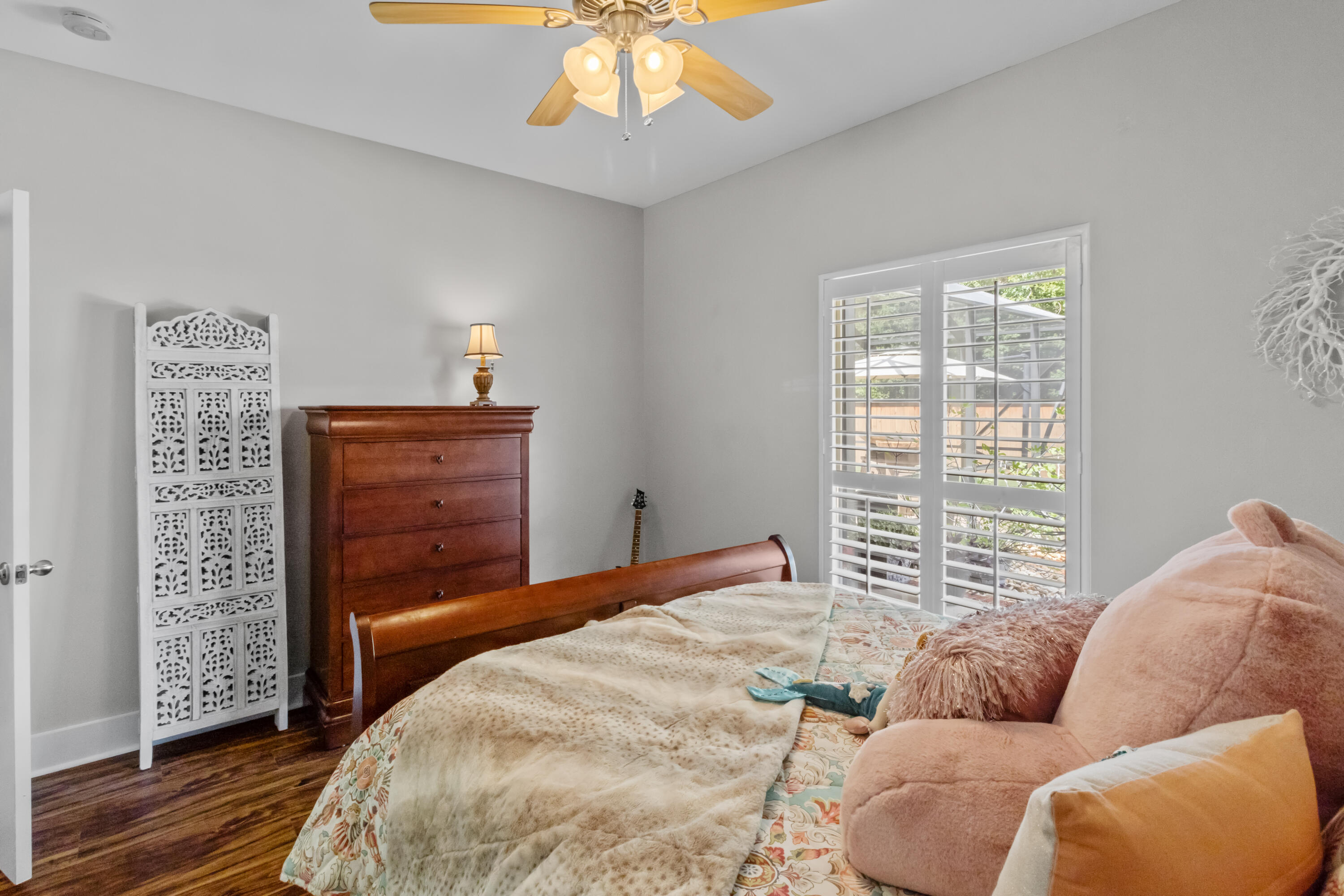 HOLIDAY SHORES ESTATES - Residential