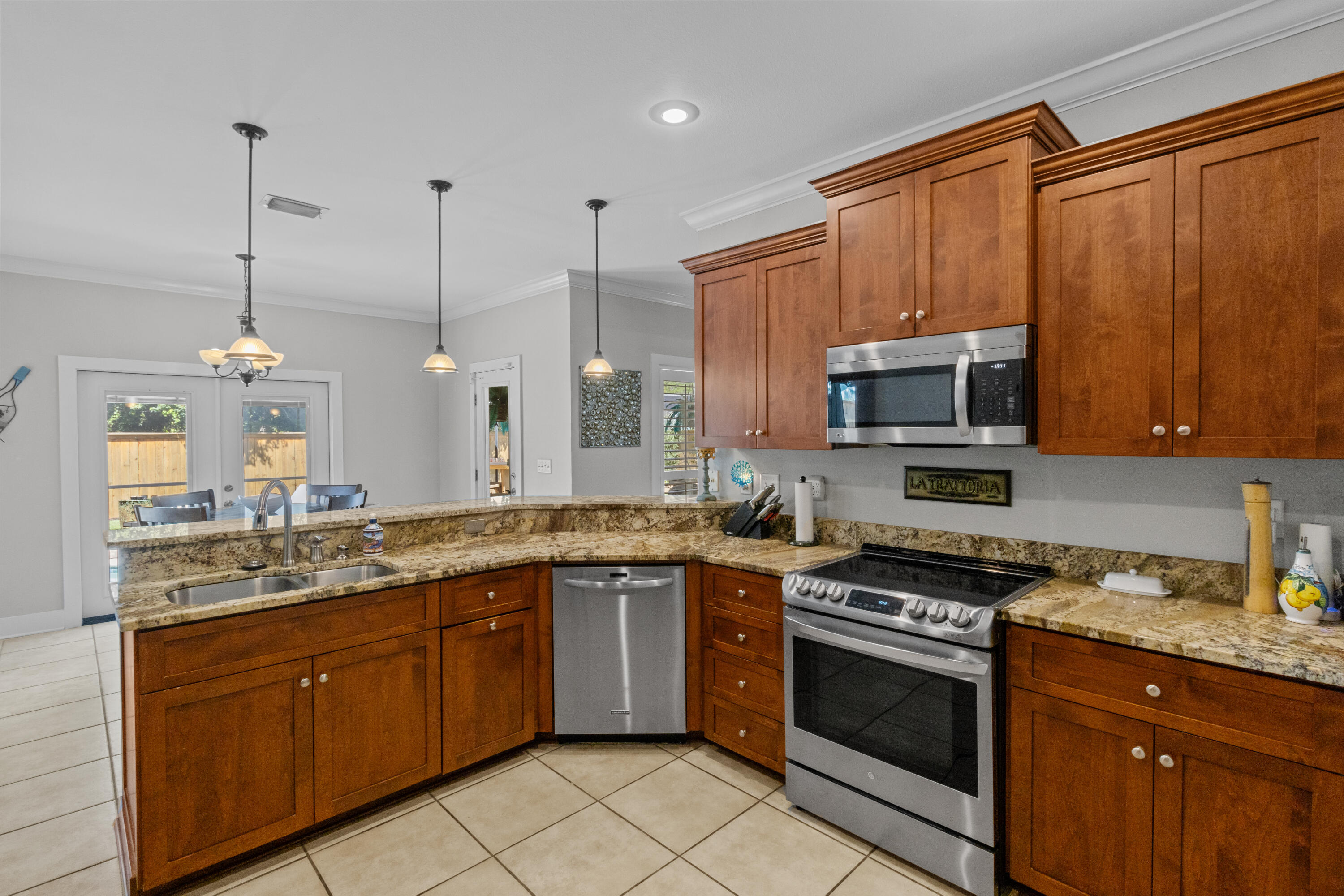 HOLIDAY SHORES ESTATES - Residential