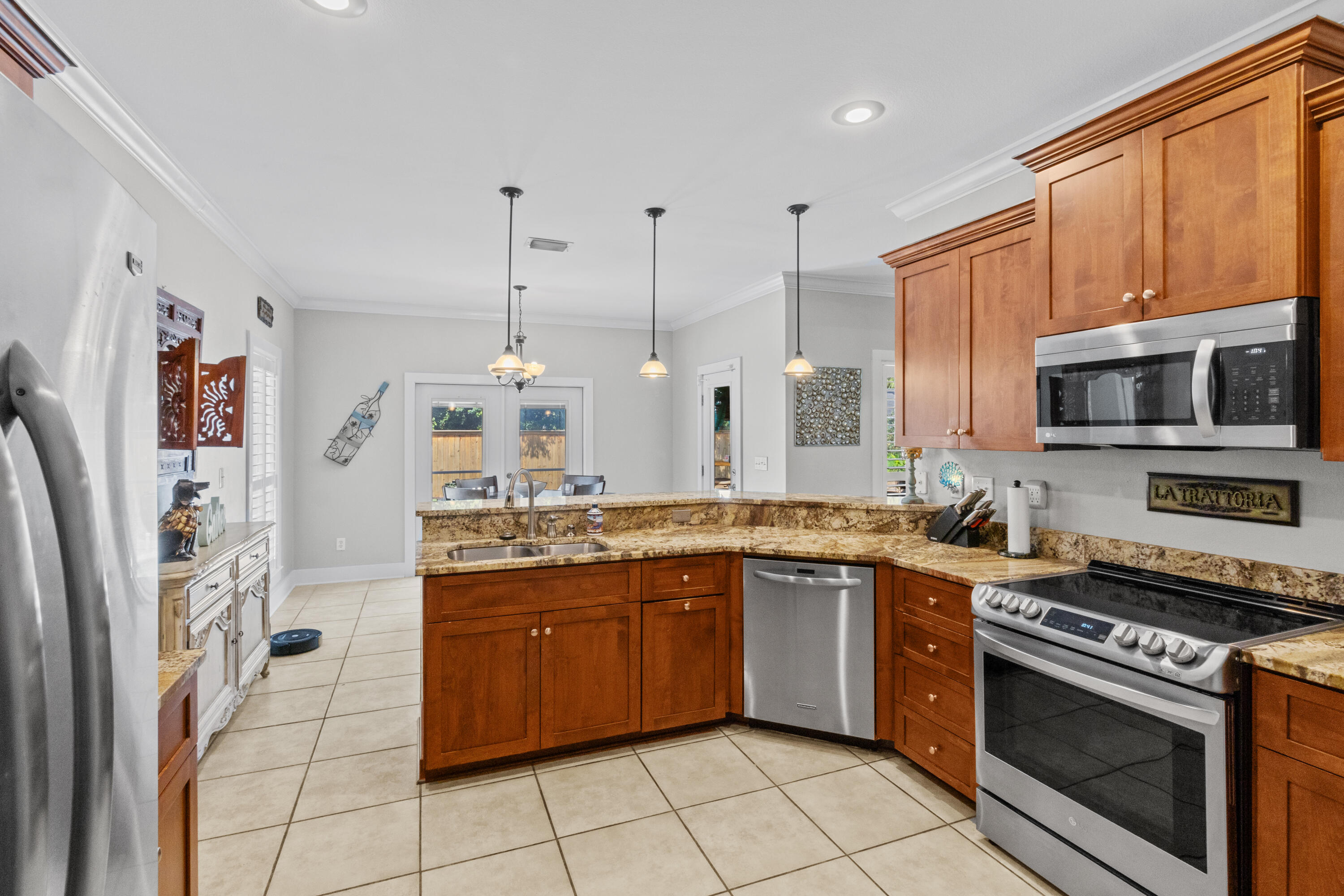 HOLIDAY SHORES ESTATES - Residential