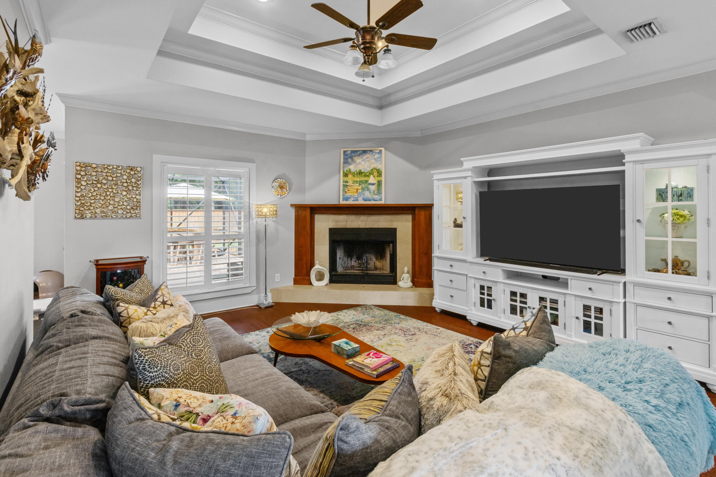 HOLIDAY SHORES ESTATES - Residential