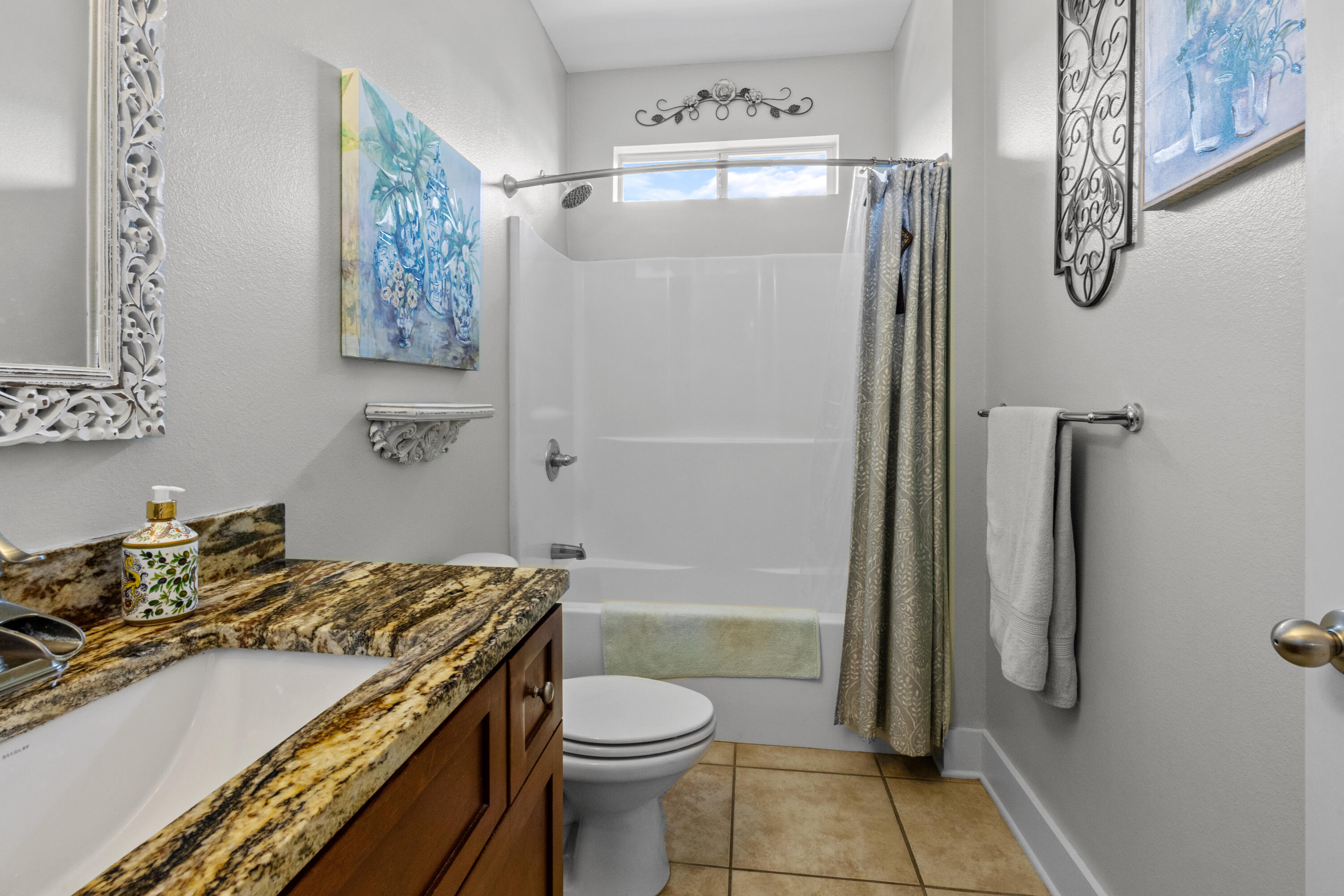 HOLIDAY SHORES ESTATES - Residential