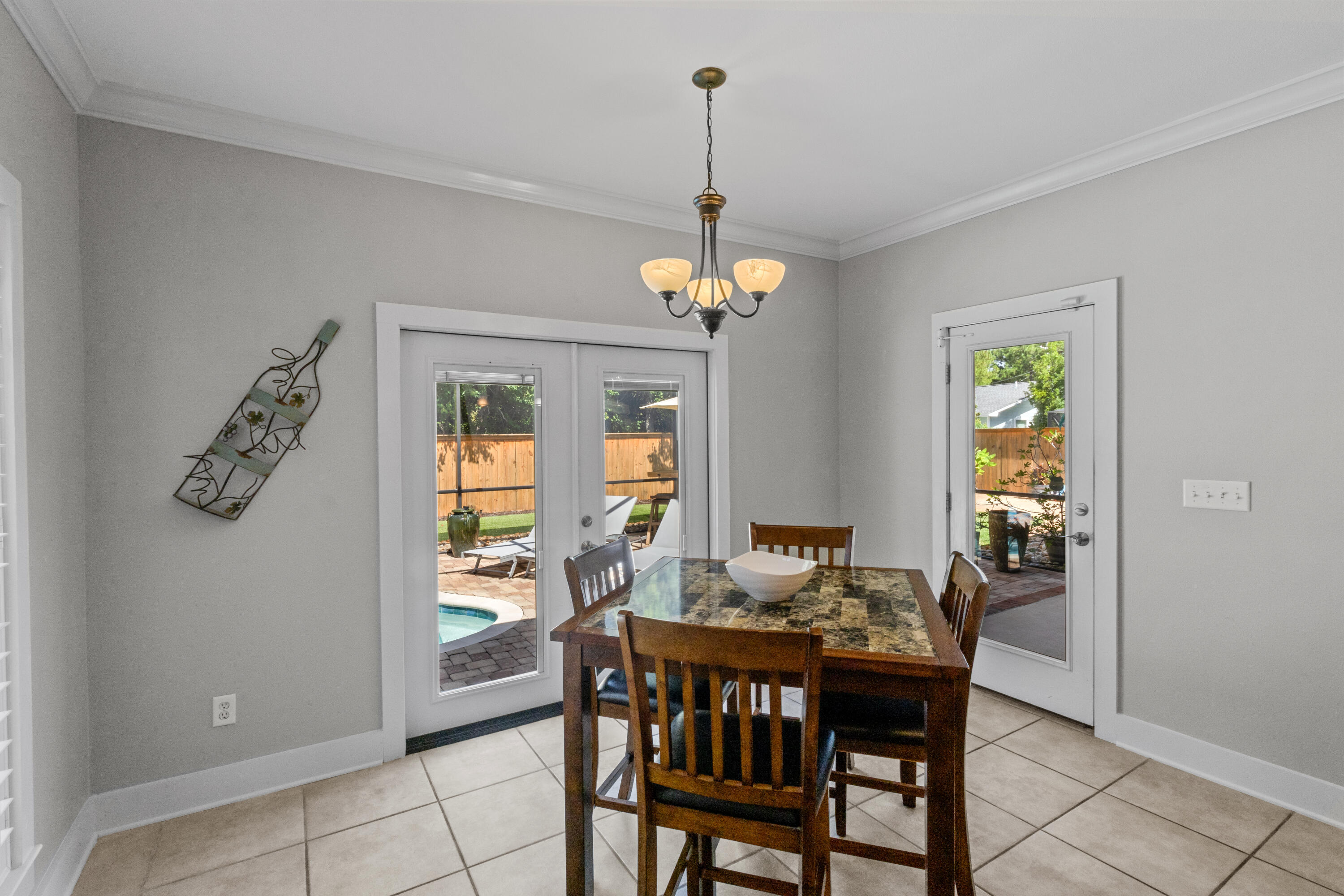 HOLIDAY SHORES ESTATES - Residential