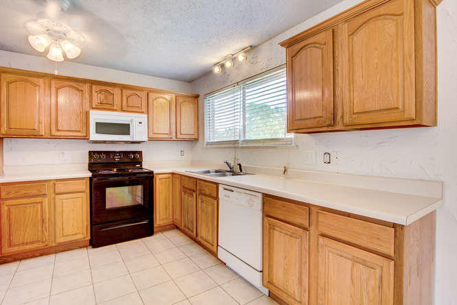 PALM ESTATES UNIT 3 - Residential