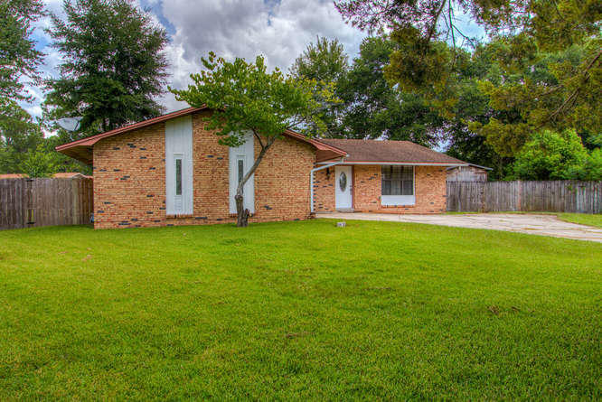 PALM ESTATES UNIT 3 - Residential