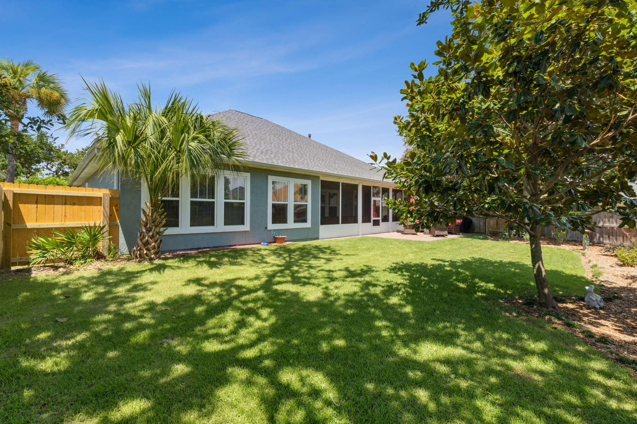 PELICAN BAY S/D - Residential