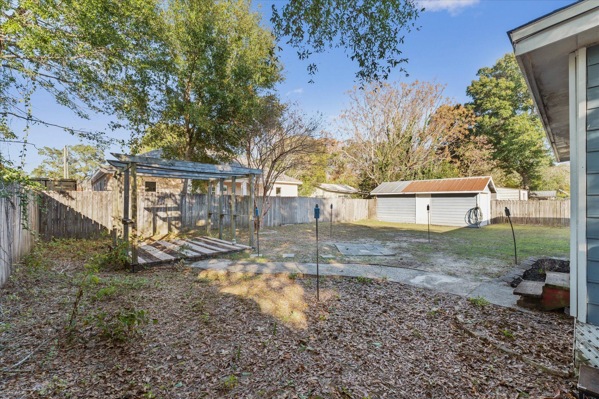 MEIGS S/D 2ND - Residential