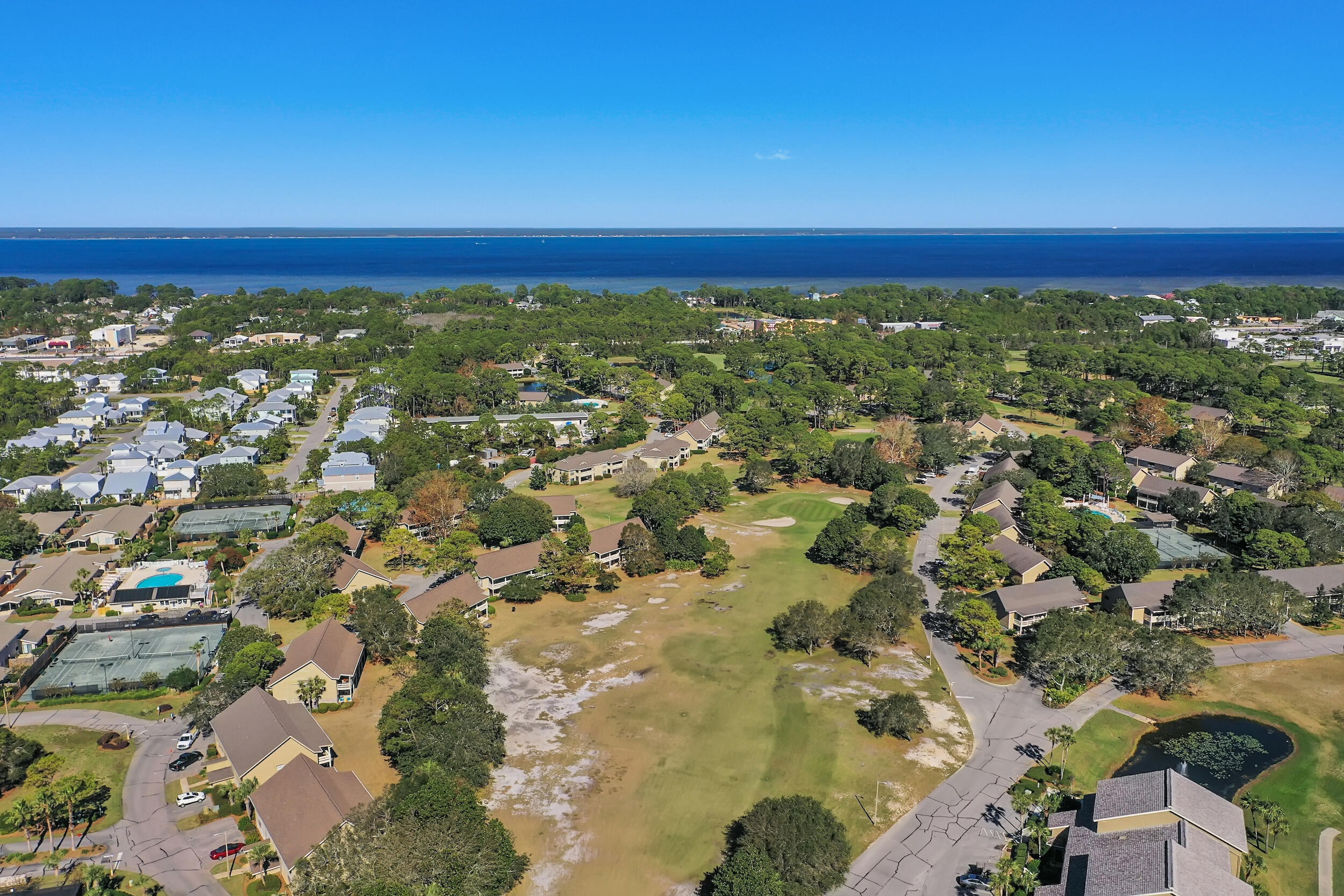 SEASCAPE CONDO TENNIS VILLAGE - Residential