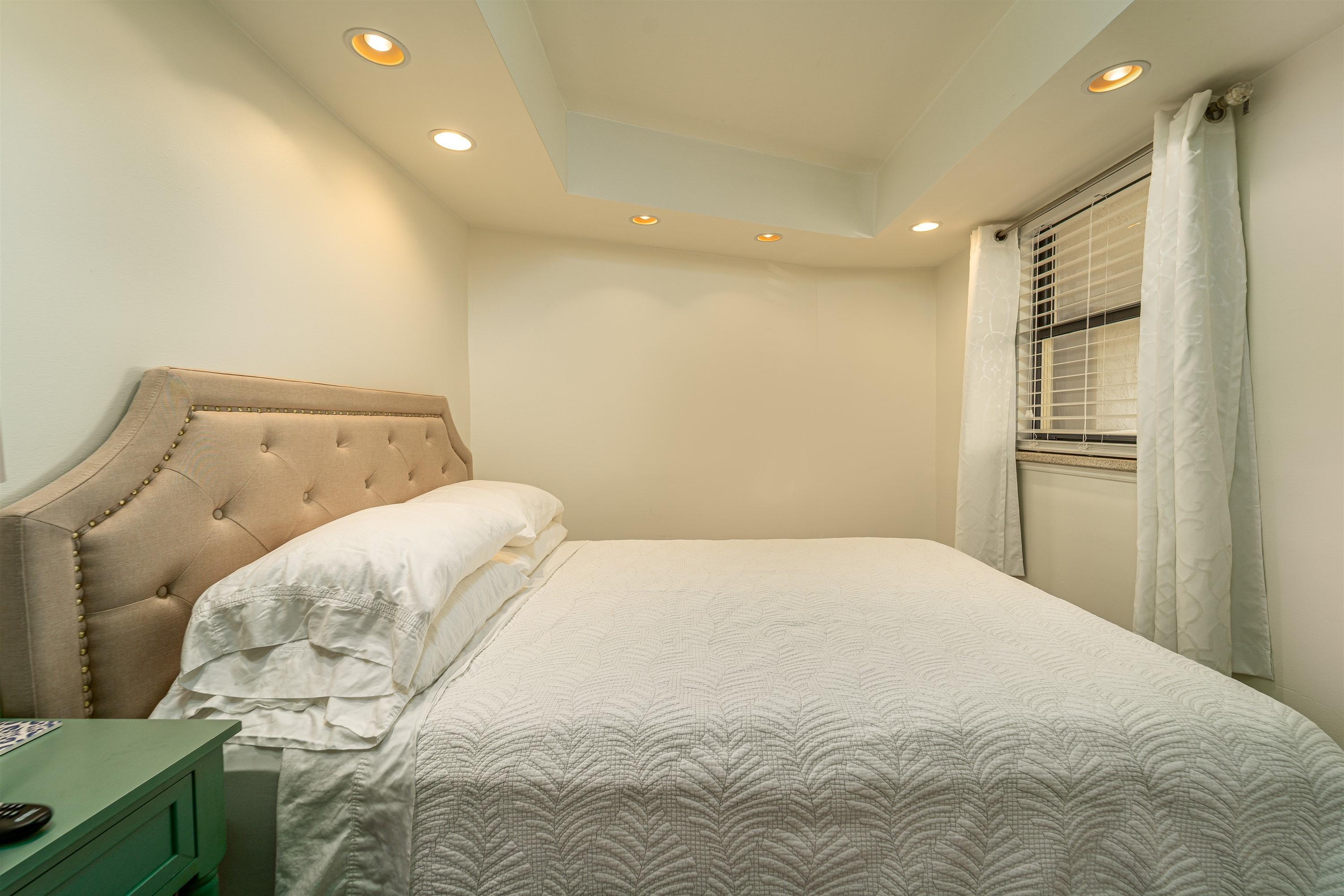 BEACHSIDE TWO - Residential