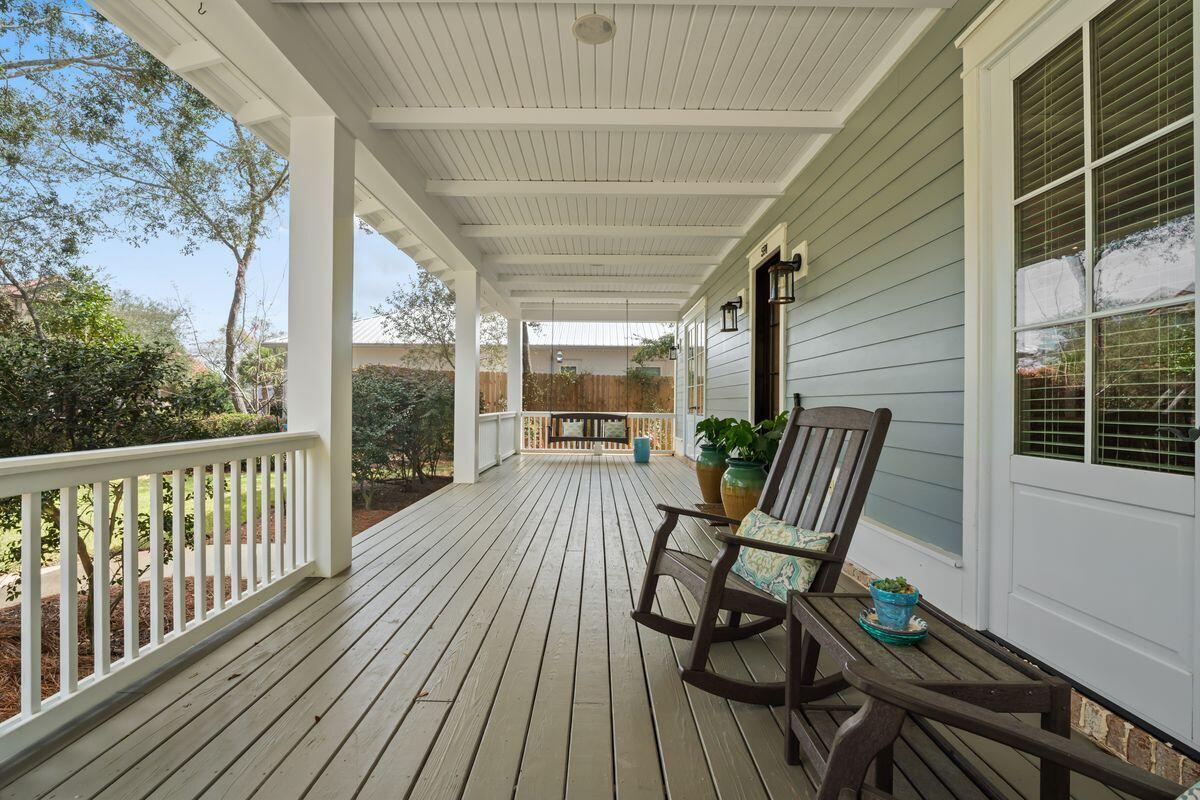 PELICAN BAY - Residential