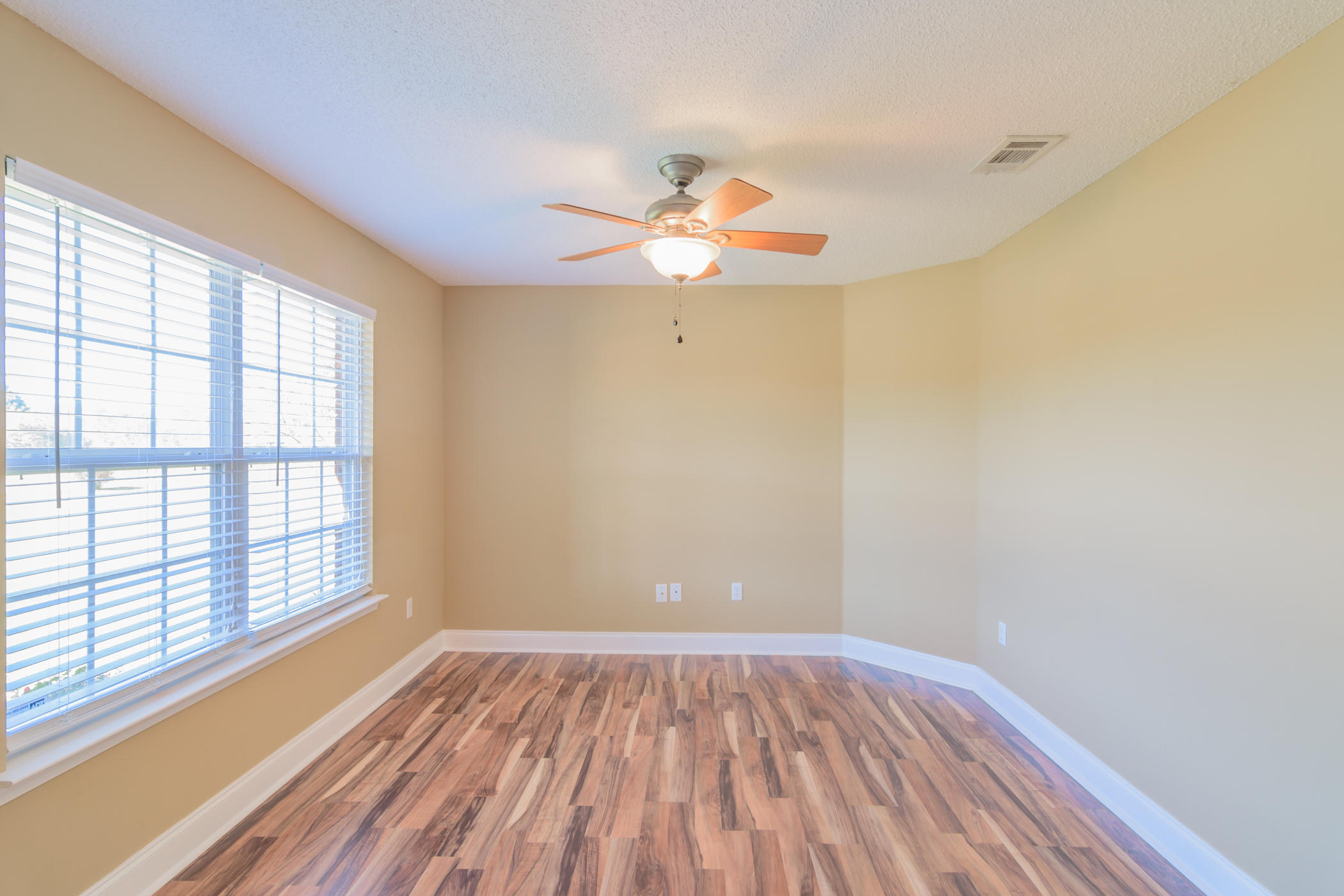 VIRGINIA RIDGE - Residential