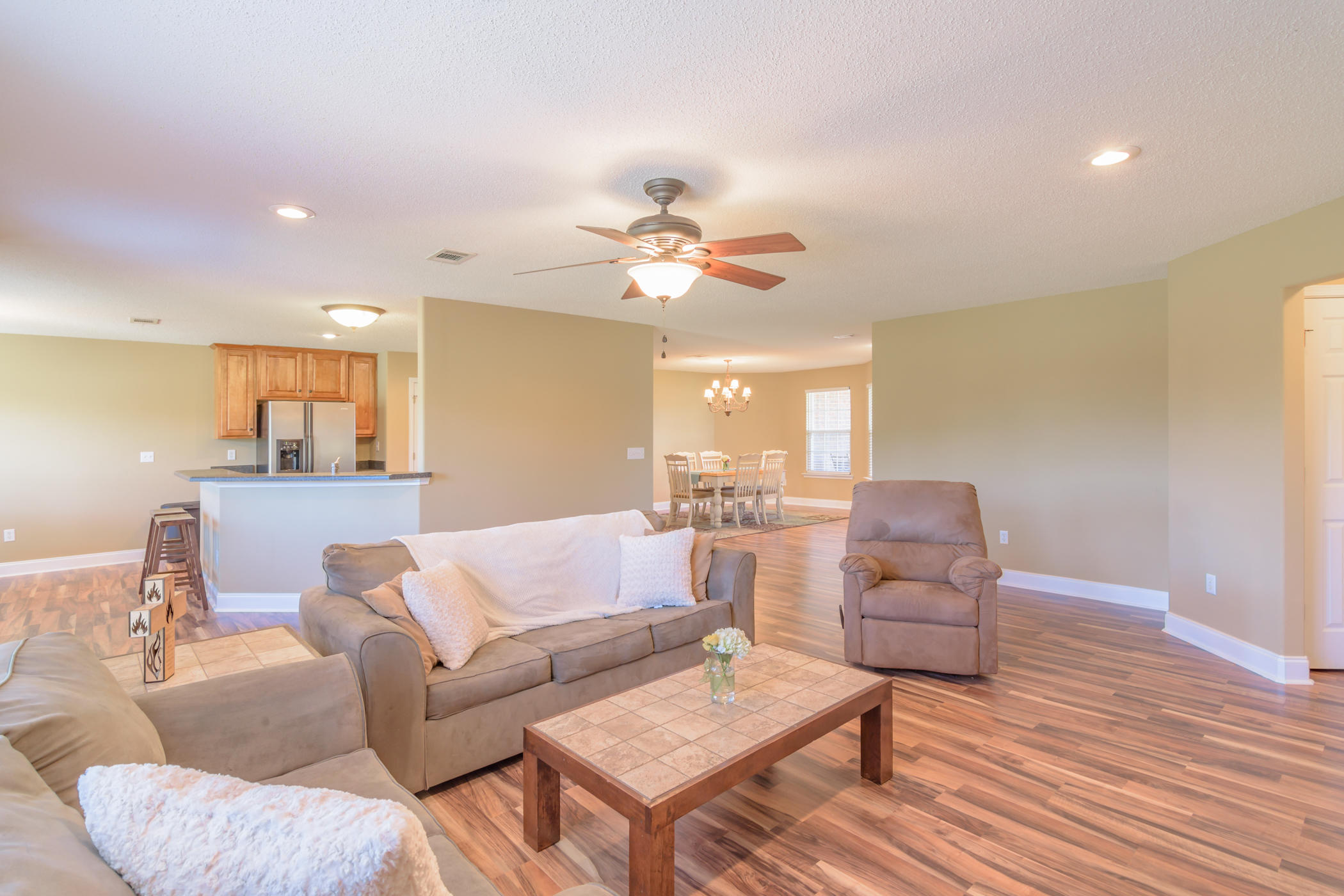 VIRGINIA RIDGE - Residential