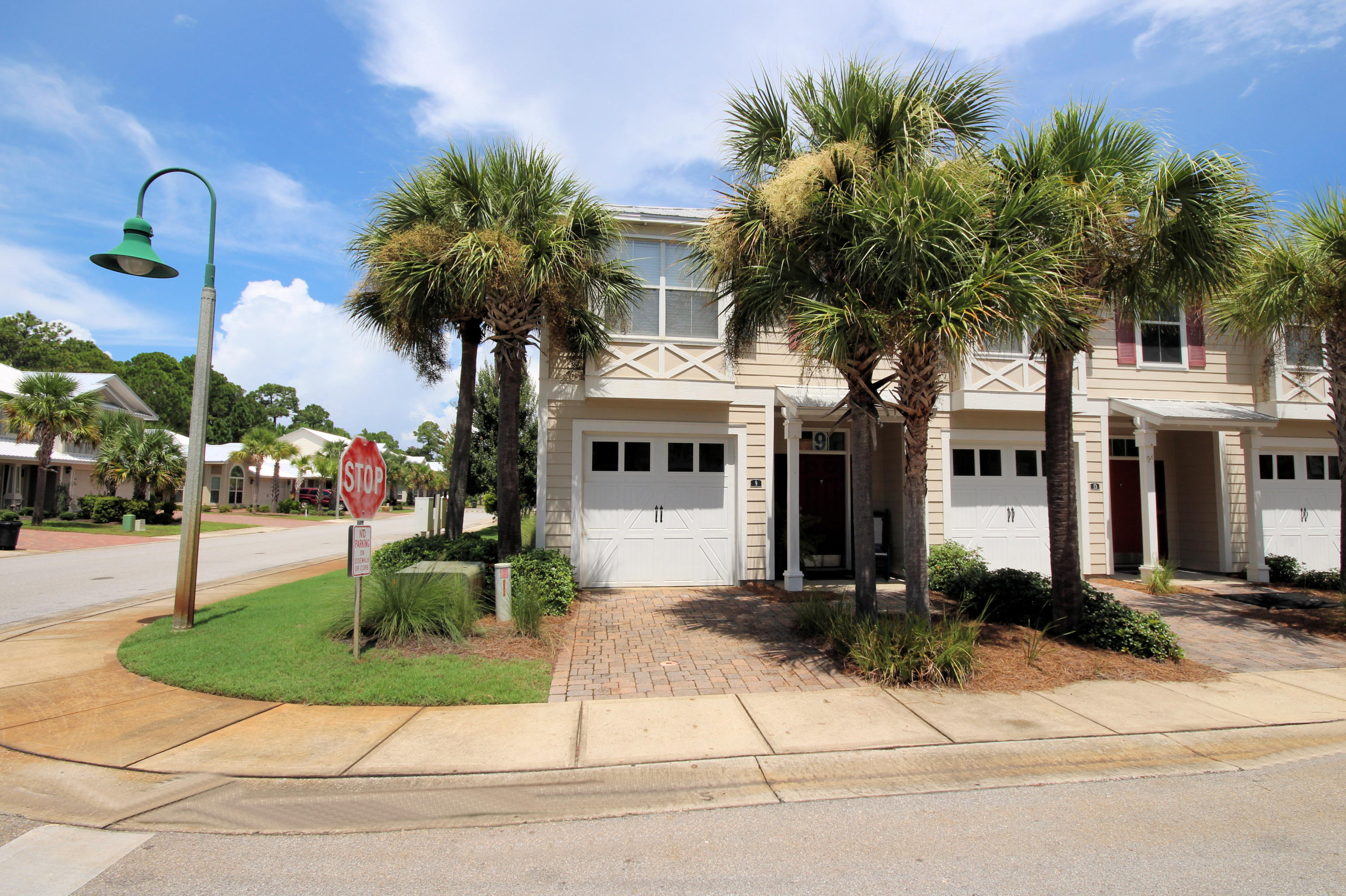 EAGLE BAY - Residential