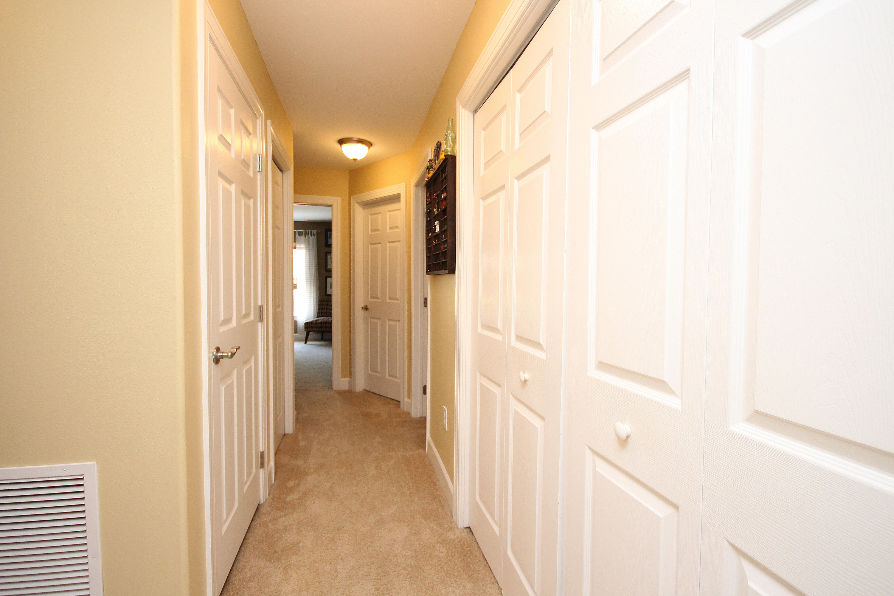 EAGLE BAY - Residential