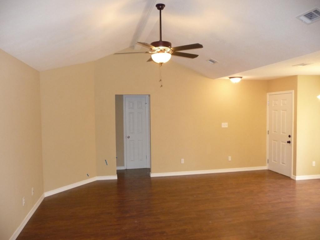 VALPARAISO PINECREST 6 - Residential