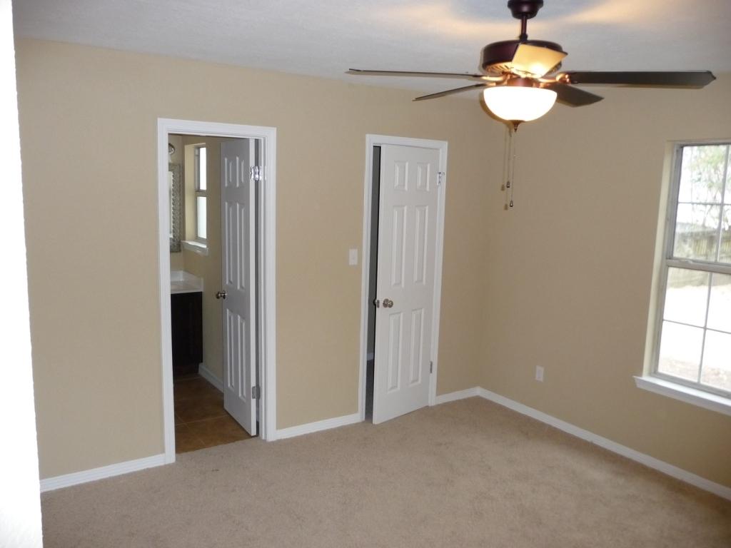 VALPARAISO PINECREST 6 - Residential