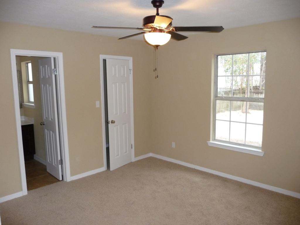 VALPARAISO PINECREST 6 - Residential