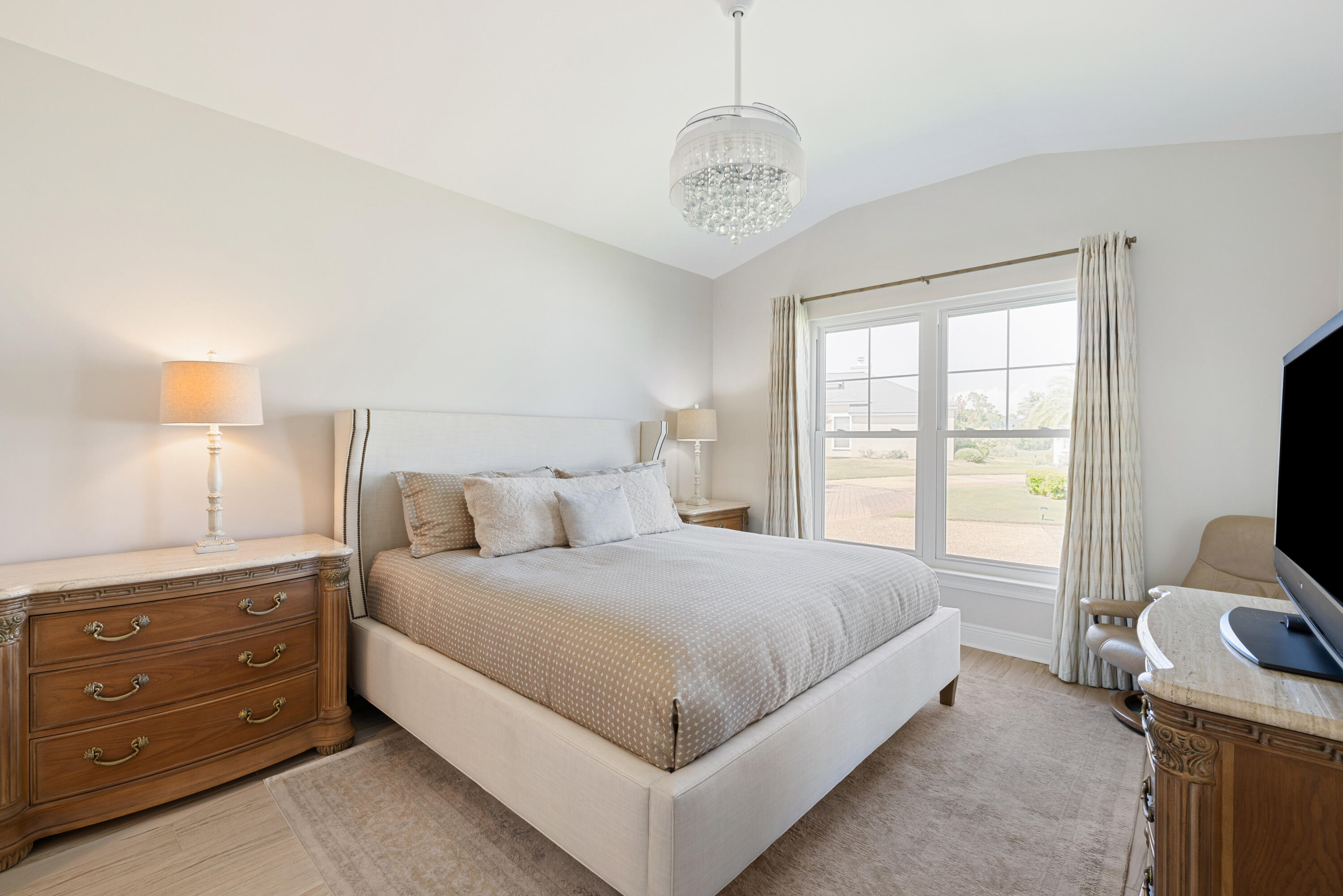 Legend Place Condos - Residential