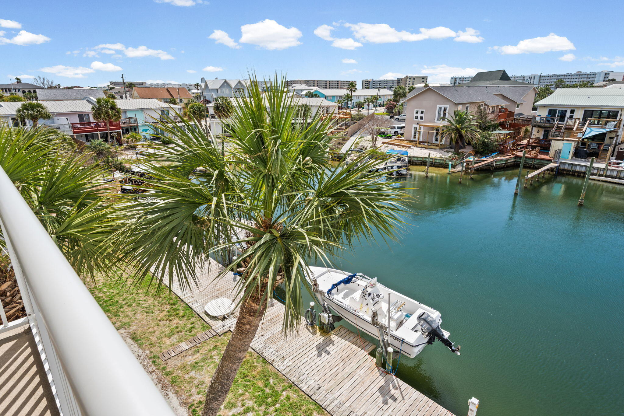 Sun King Towers - Residential