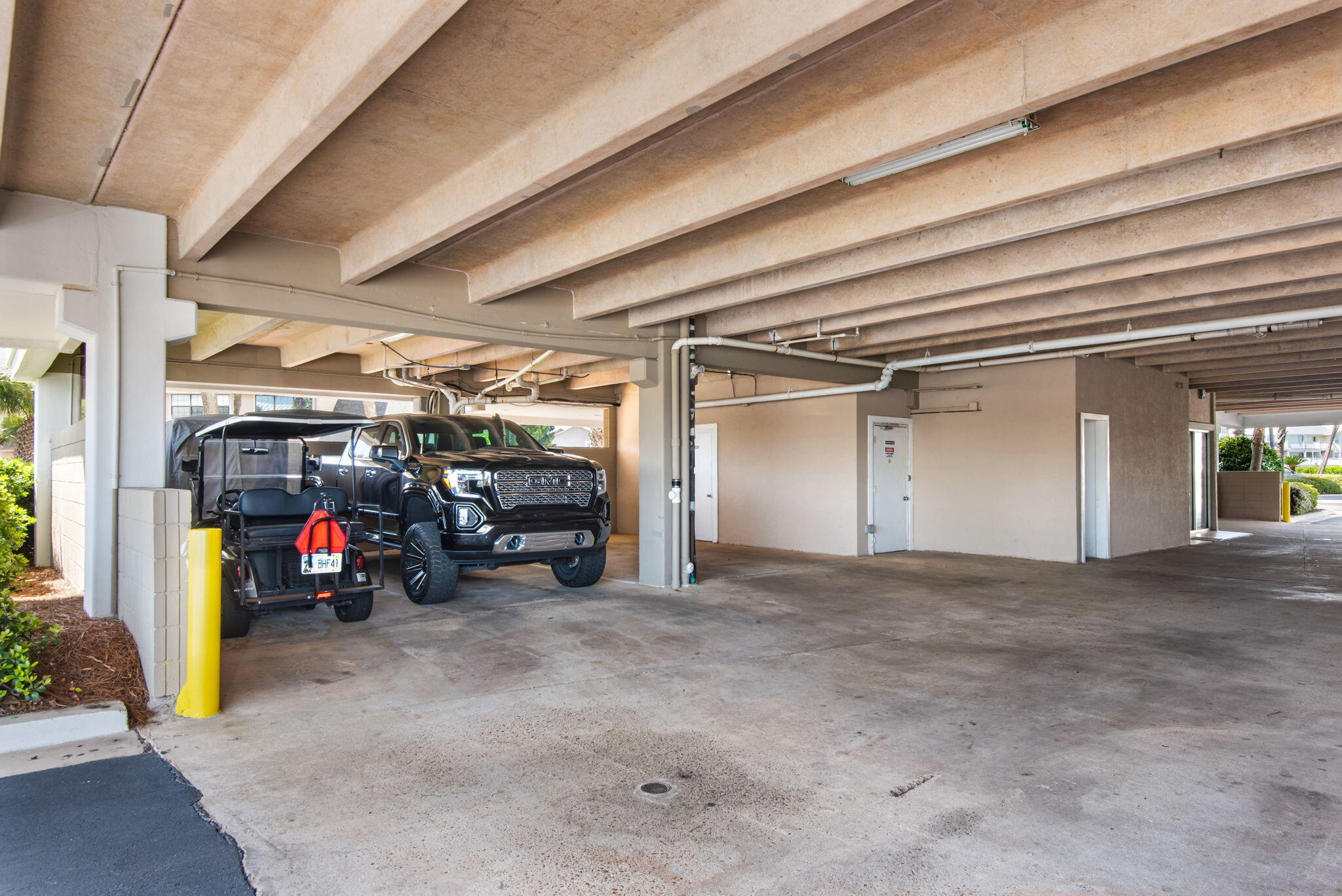 Sun King Towers - Residential