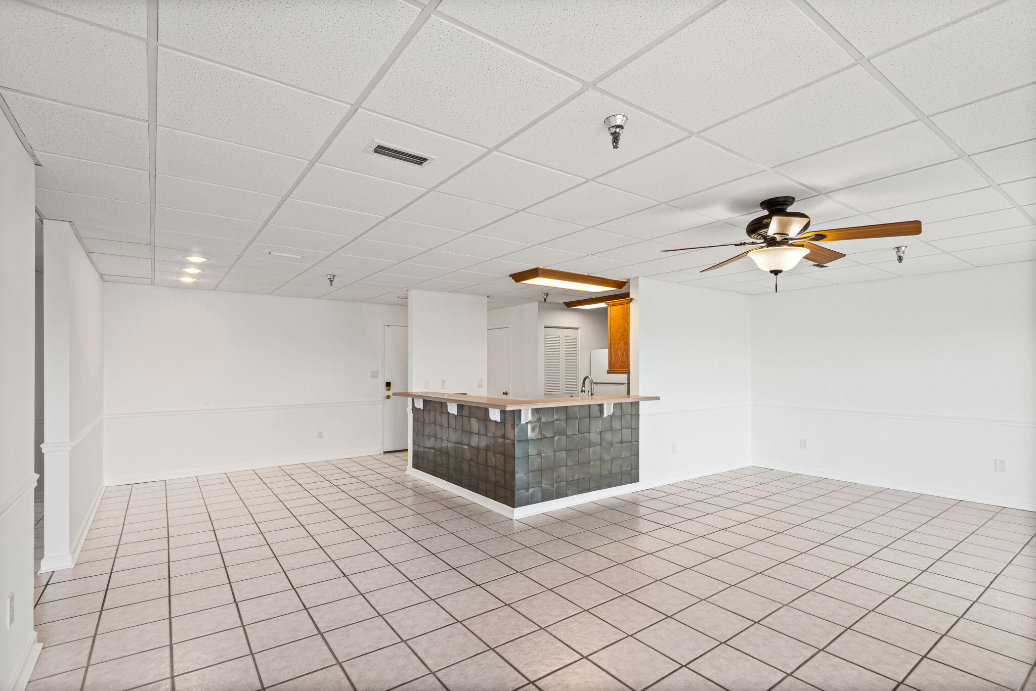 Sun King Towers - Residential