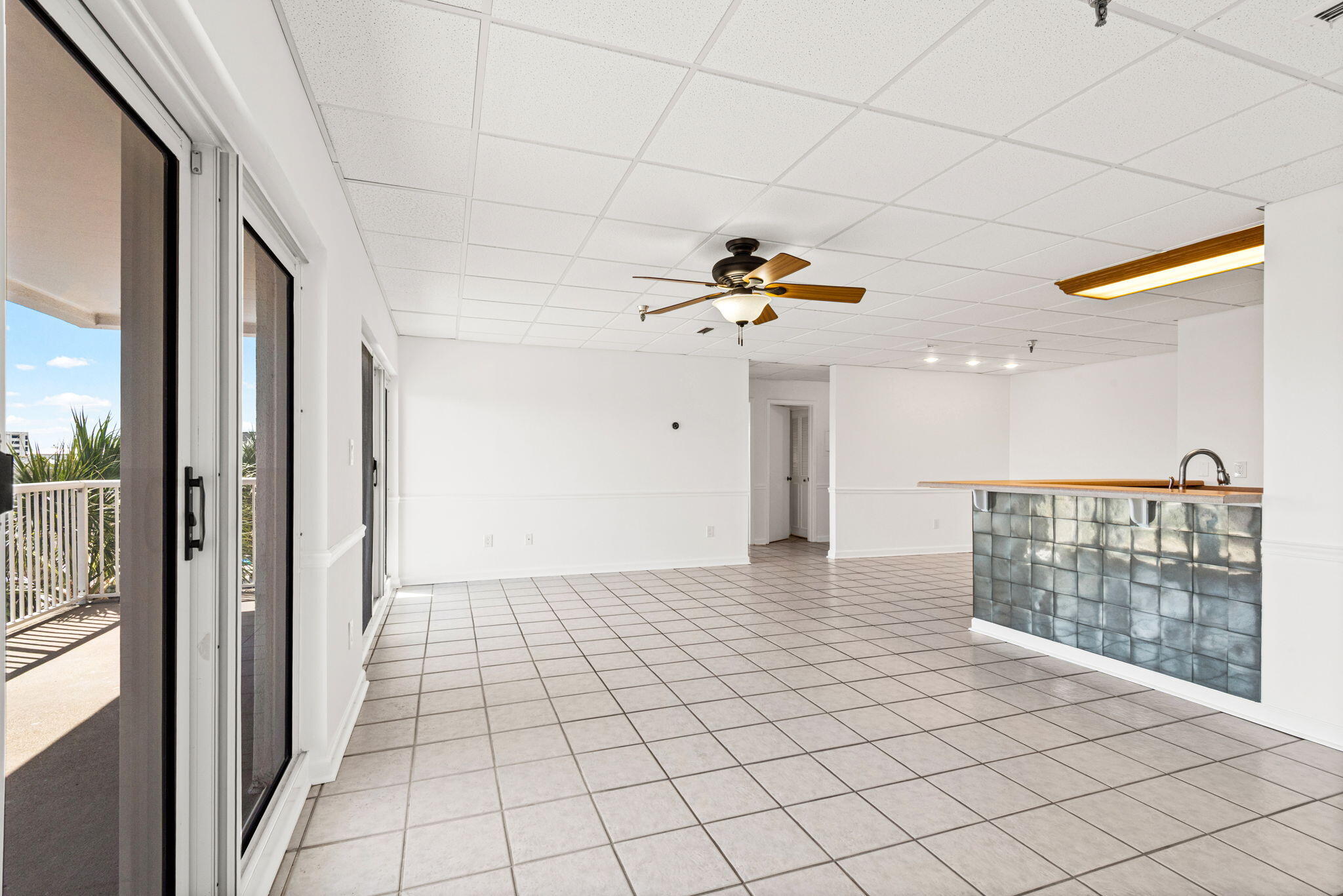 Sun King Towers - Residential