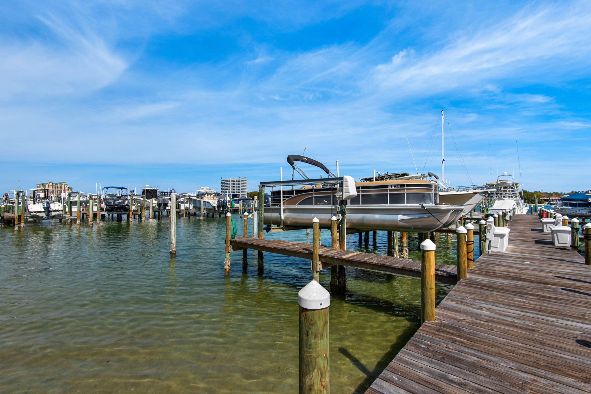 Sun King Towers - Residential