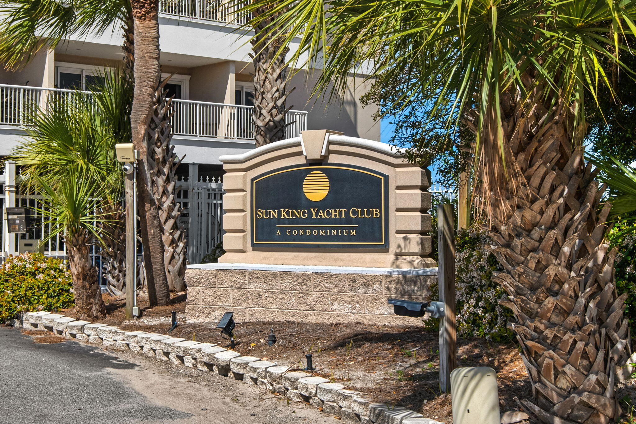 Sun King Towers - Residential