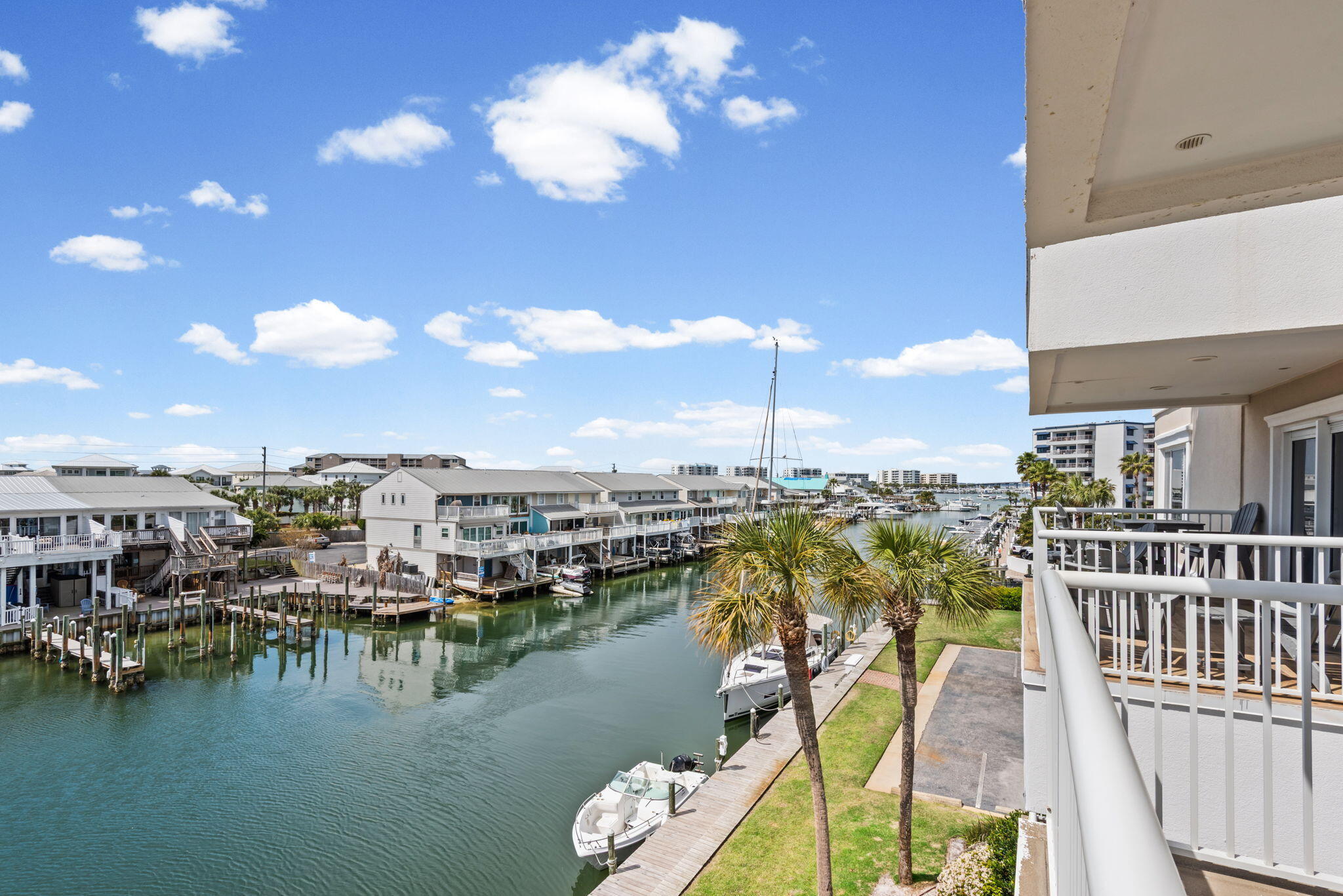 Sun King Towers - Residential