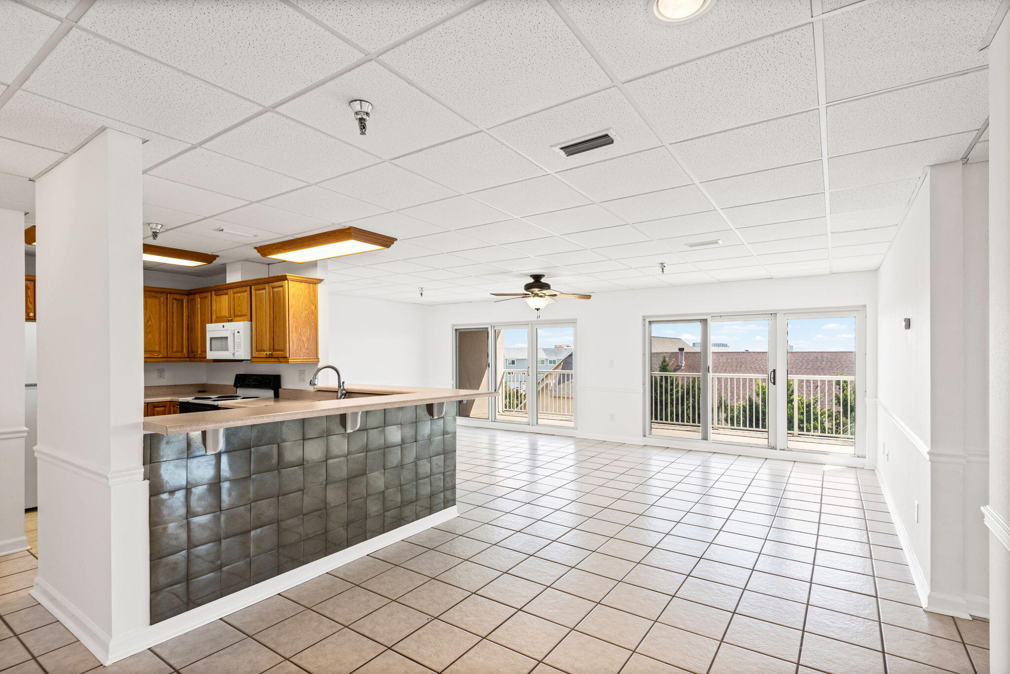 Sun King Towers - Residential