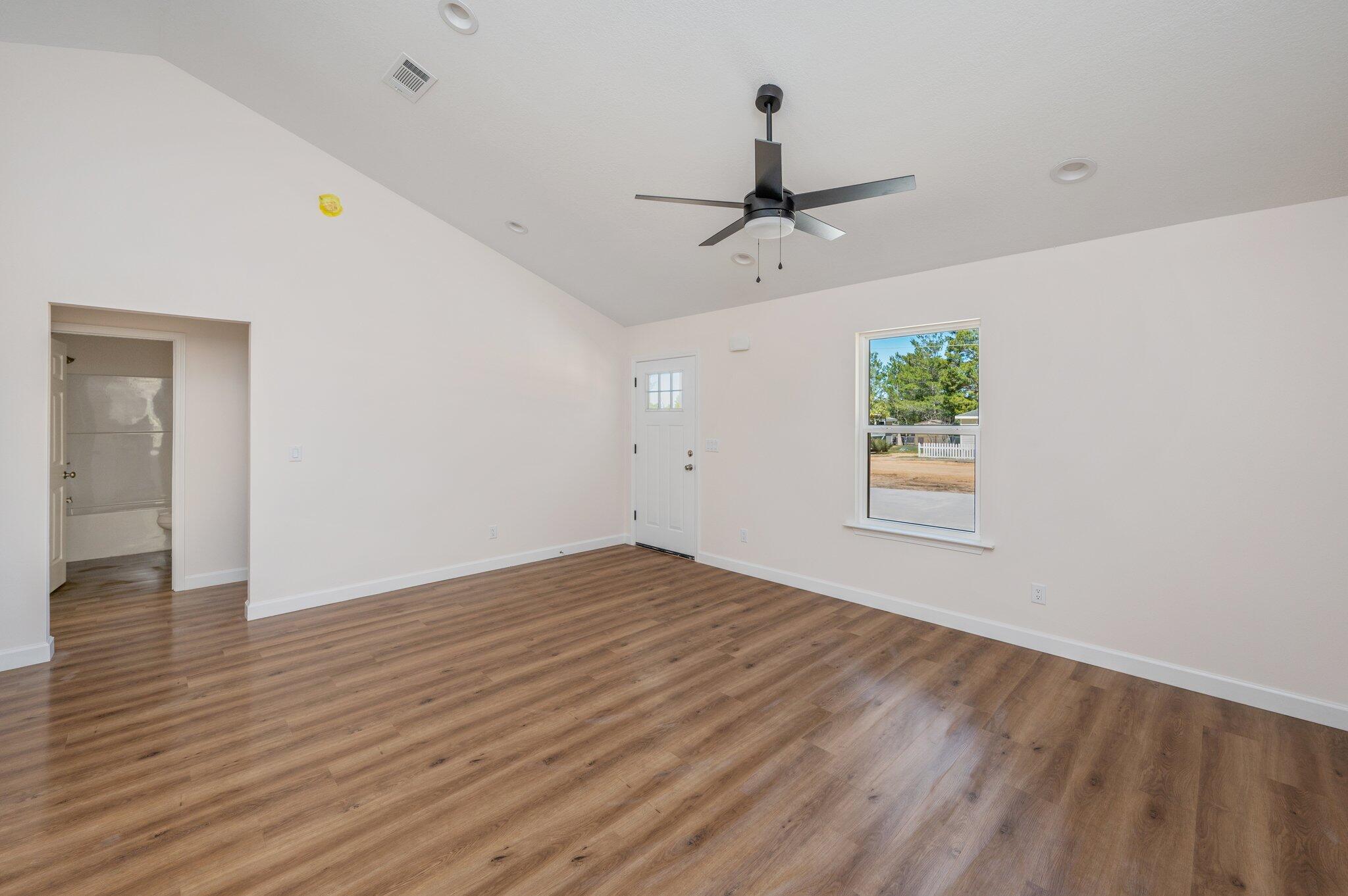 OAKWOOD HILLS UNIT 3 - Residential