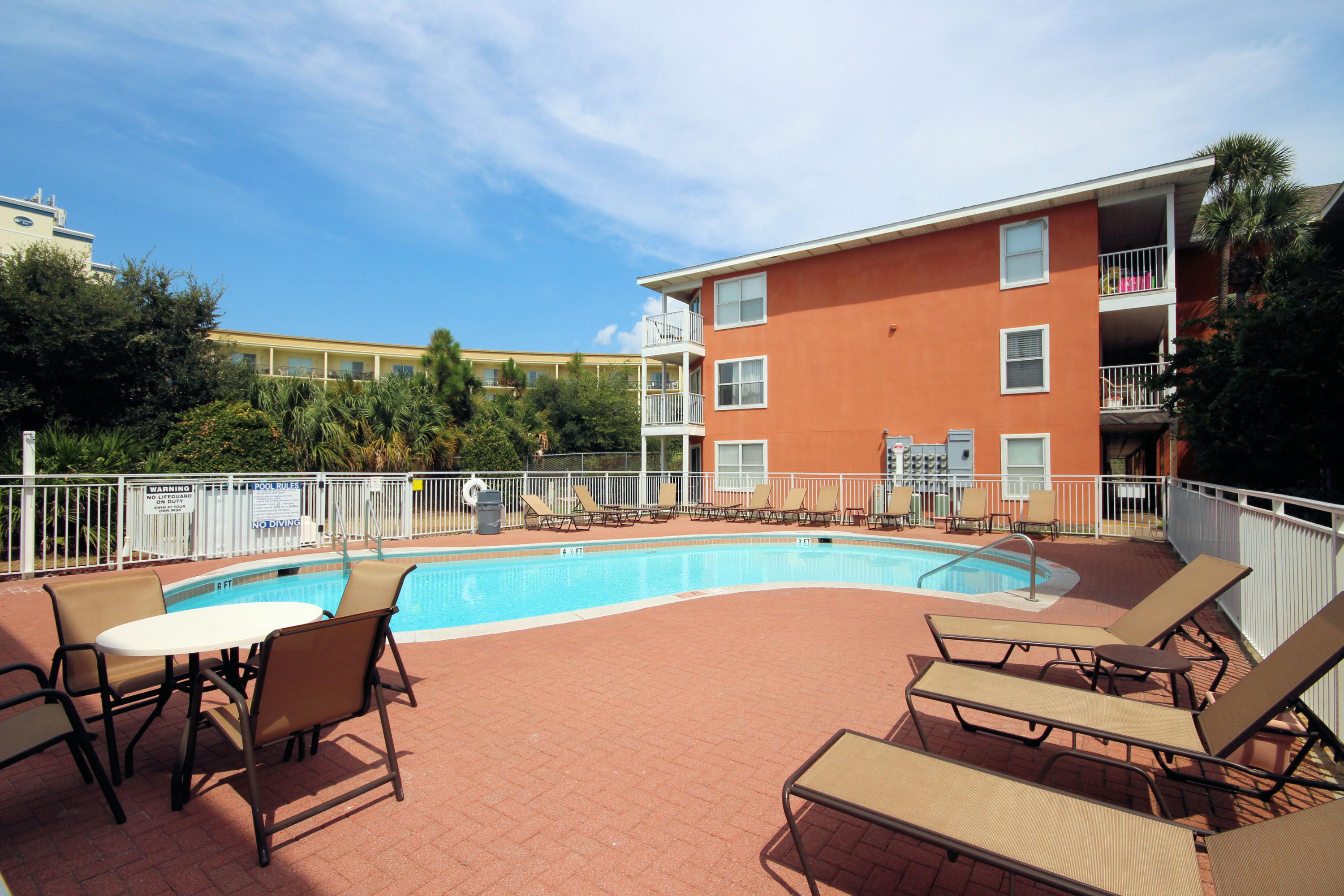 GULFVIEW 2 CONDO PH 2 - Residential