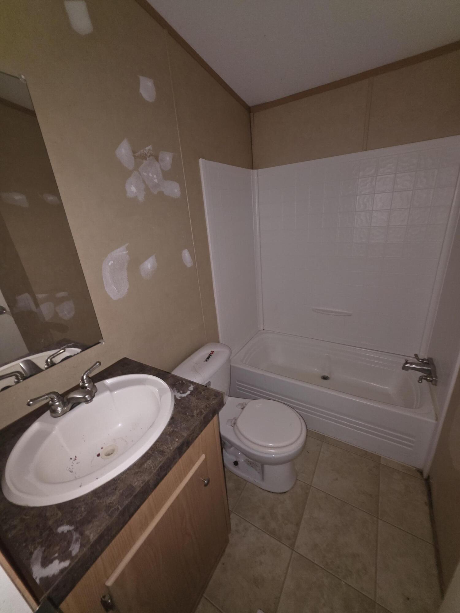 NO RECORDED SUBDIVISION - Residential