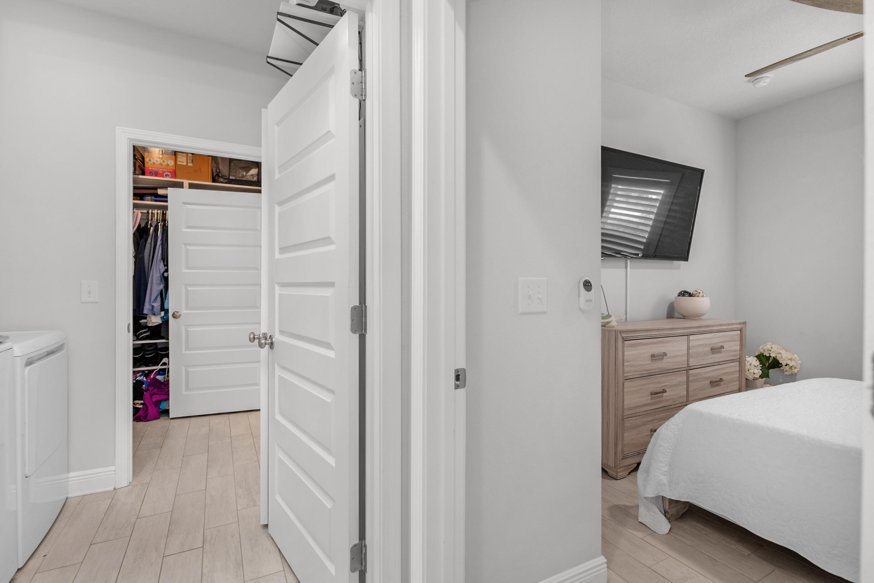 HAMMOCK BAY - FIREFLY - Residential