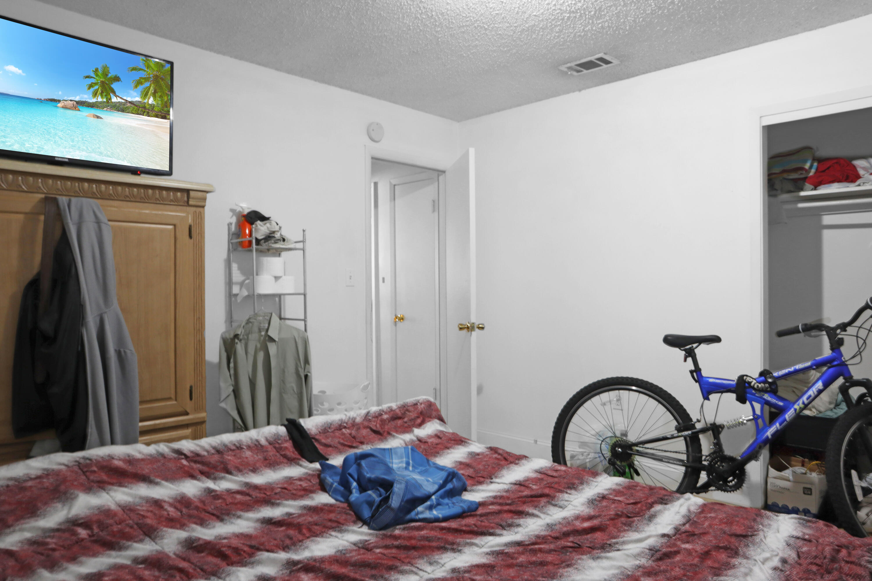 Fair Oaks Village Condo - Residential