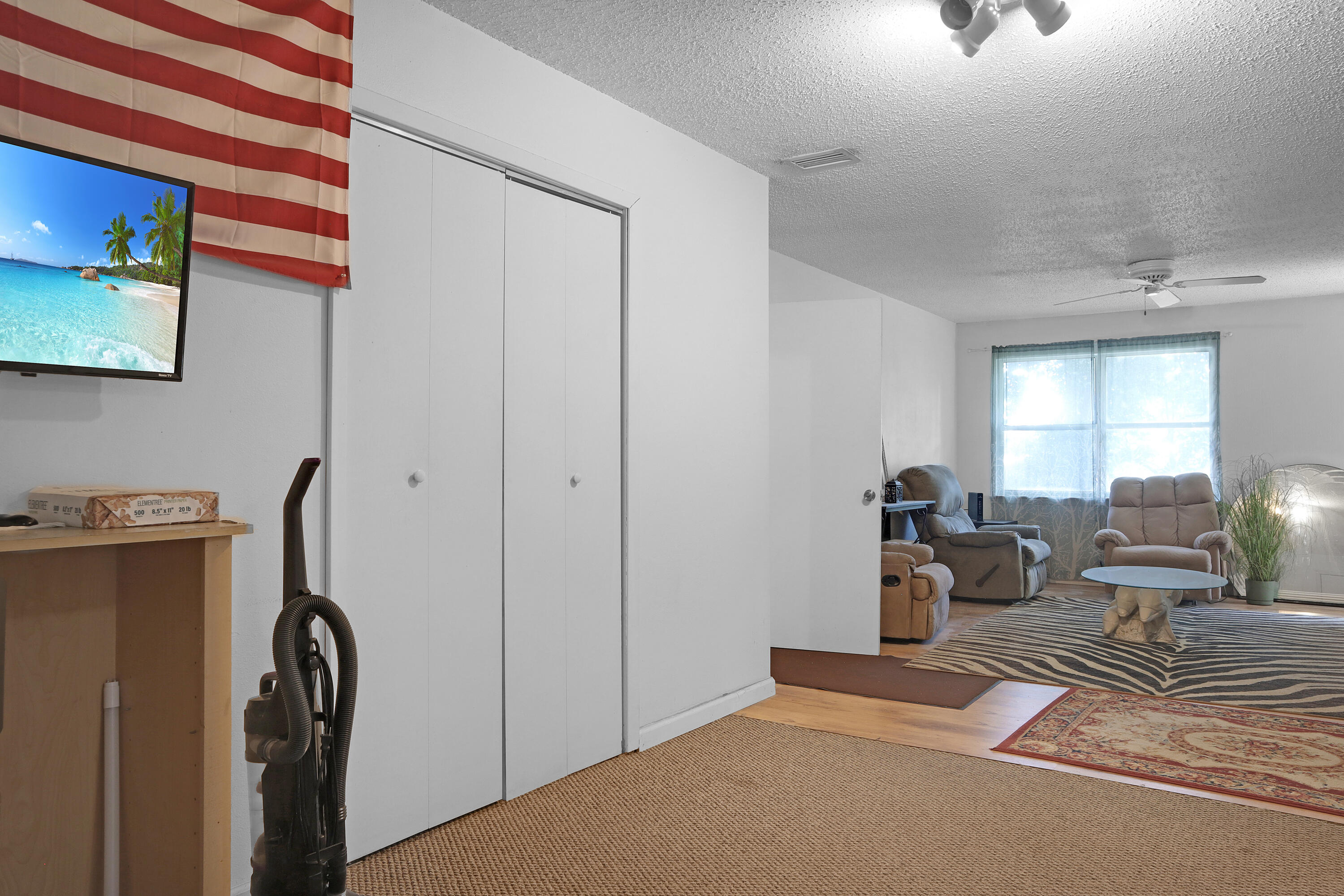 Fair Oaks Village Condo - Residential