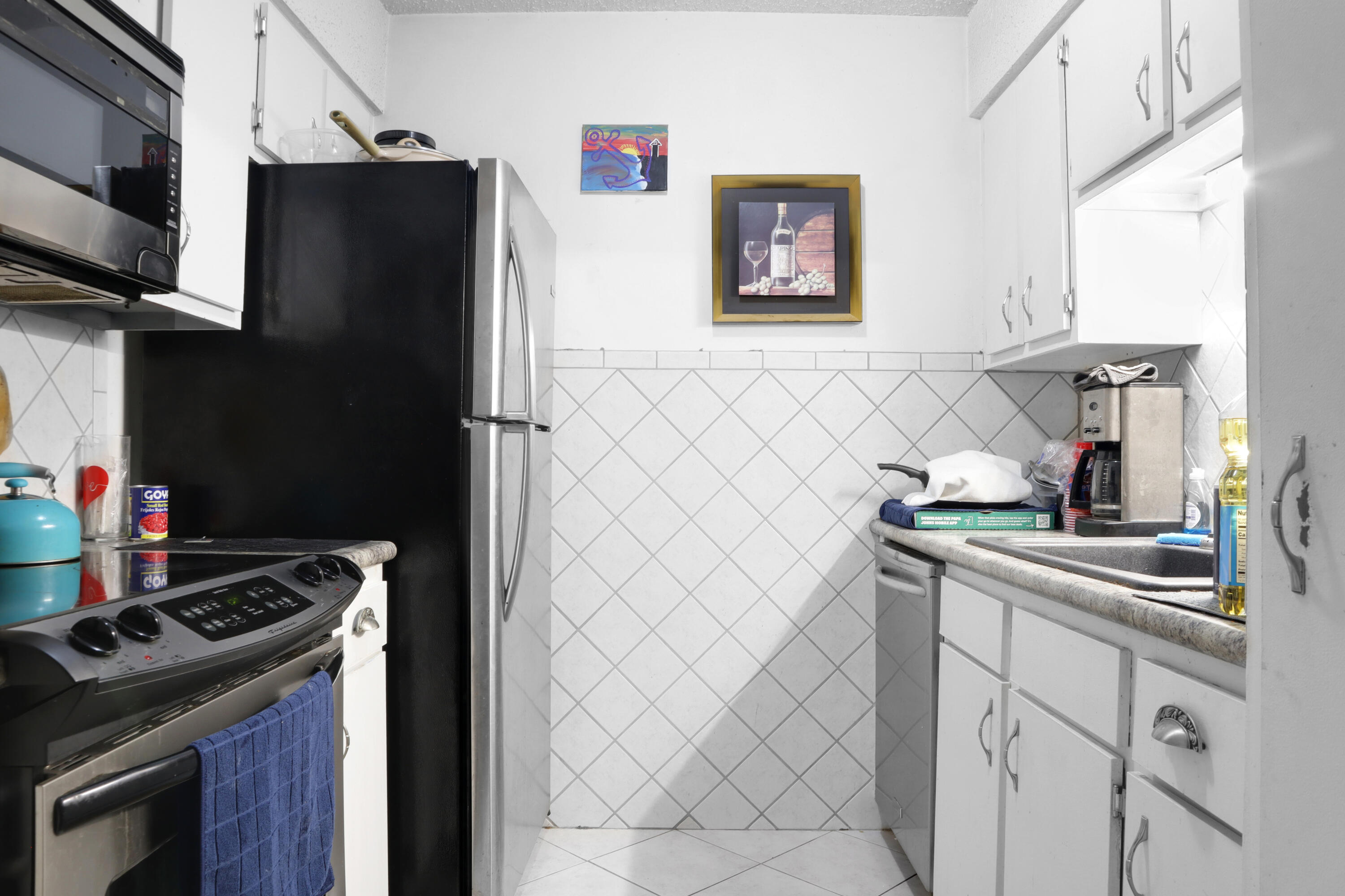 Fair Oaks Village Condo - Residential