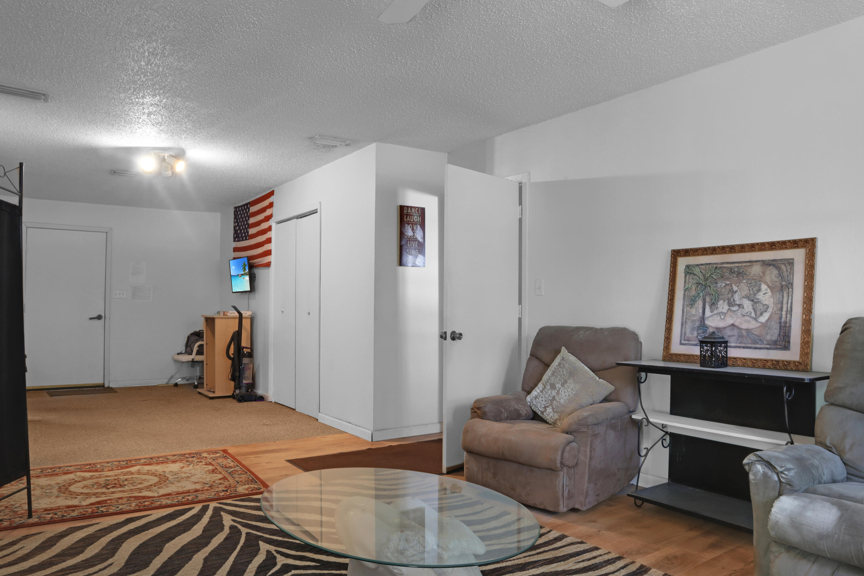 Fair Oaks Village Condo - Residential