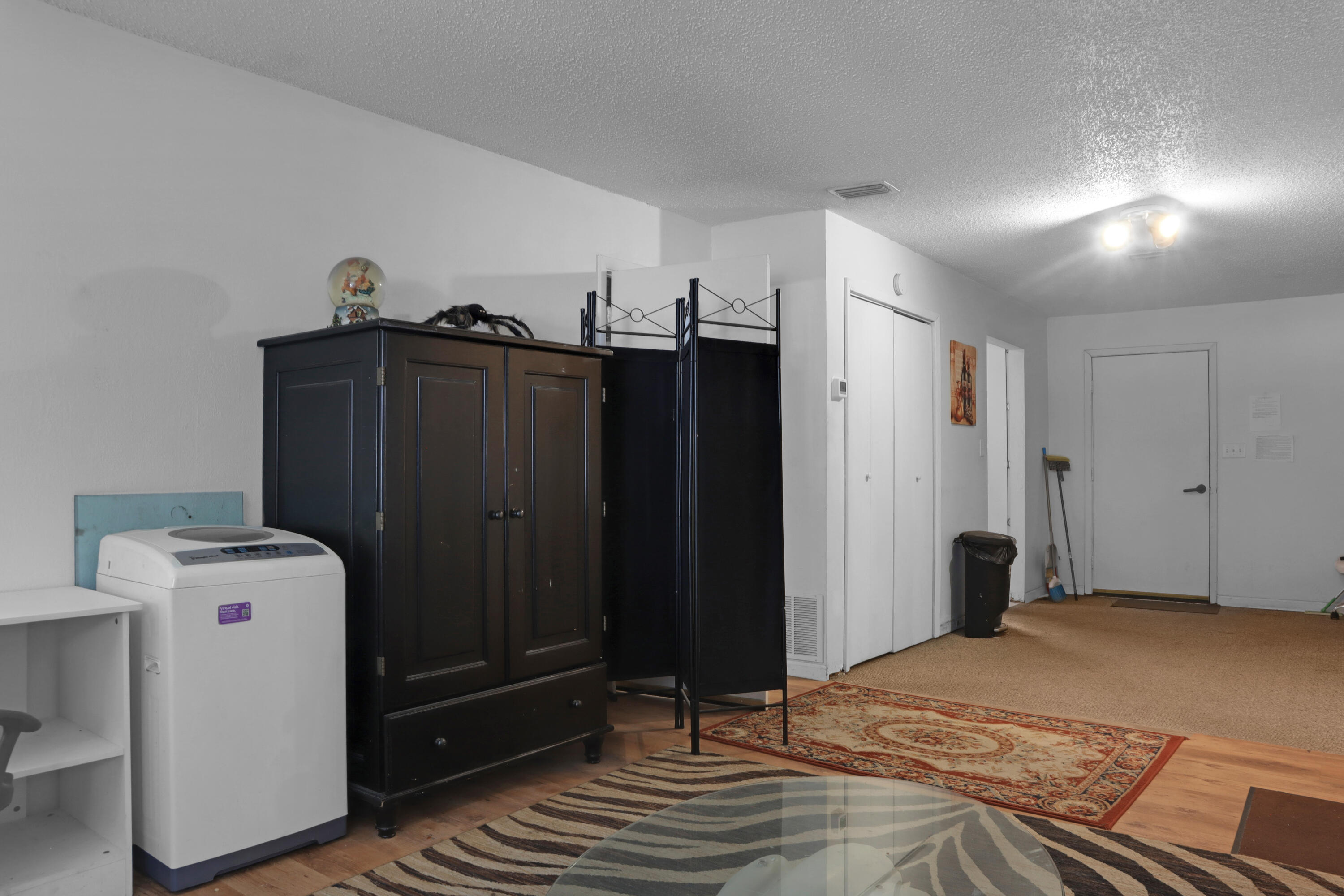 Fair Oaks Village Condo - Residential