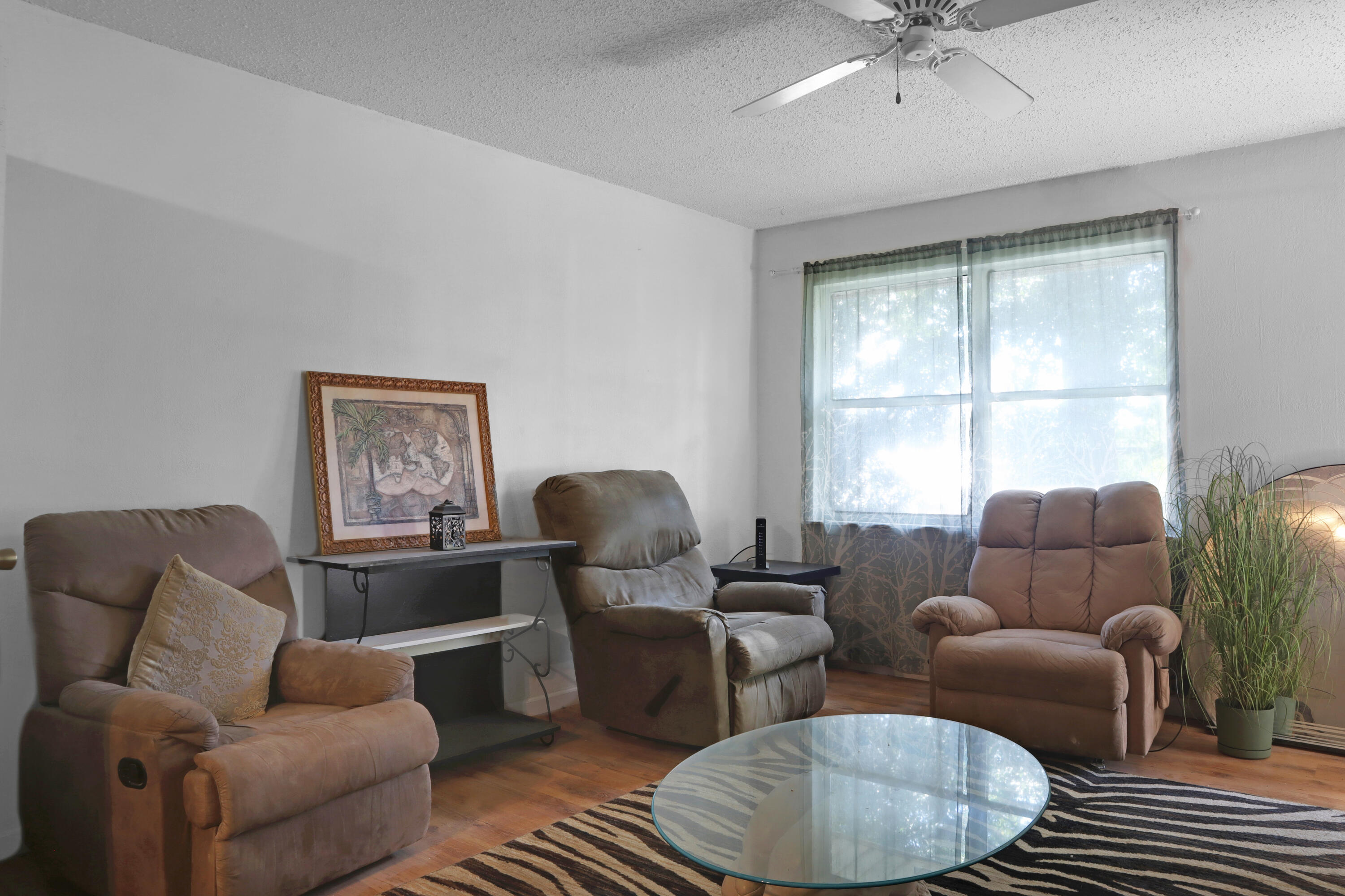 Fair Oaks Village Condo - Residential